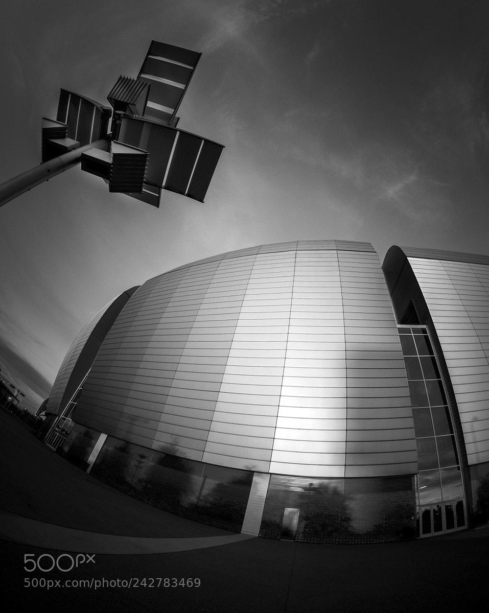 Fujifilm X-T1 sample photo. Dome and lights web photography
