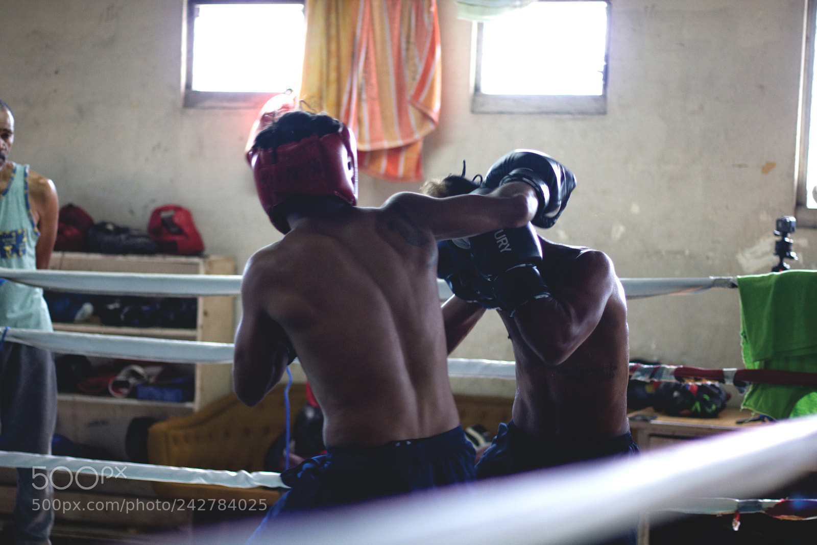 Canon EOS 750D (EOS Rebel T6i / EOS Kiss X8i) sample photo. Gym photography