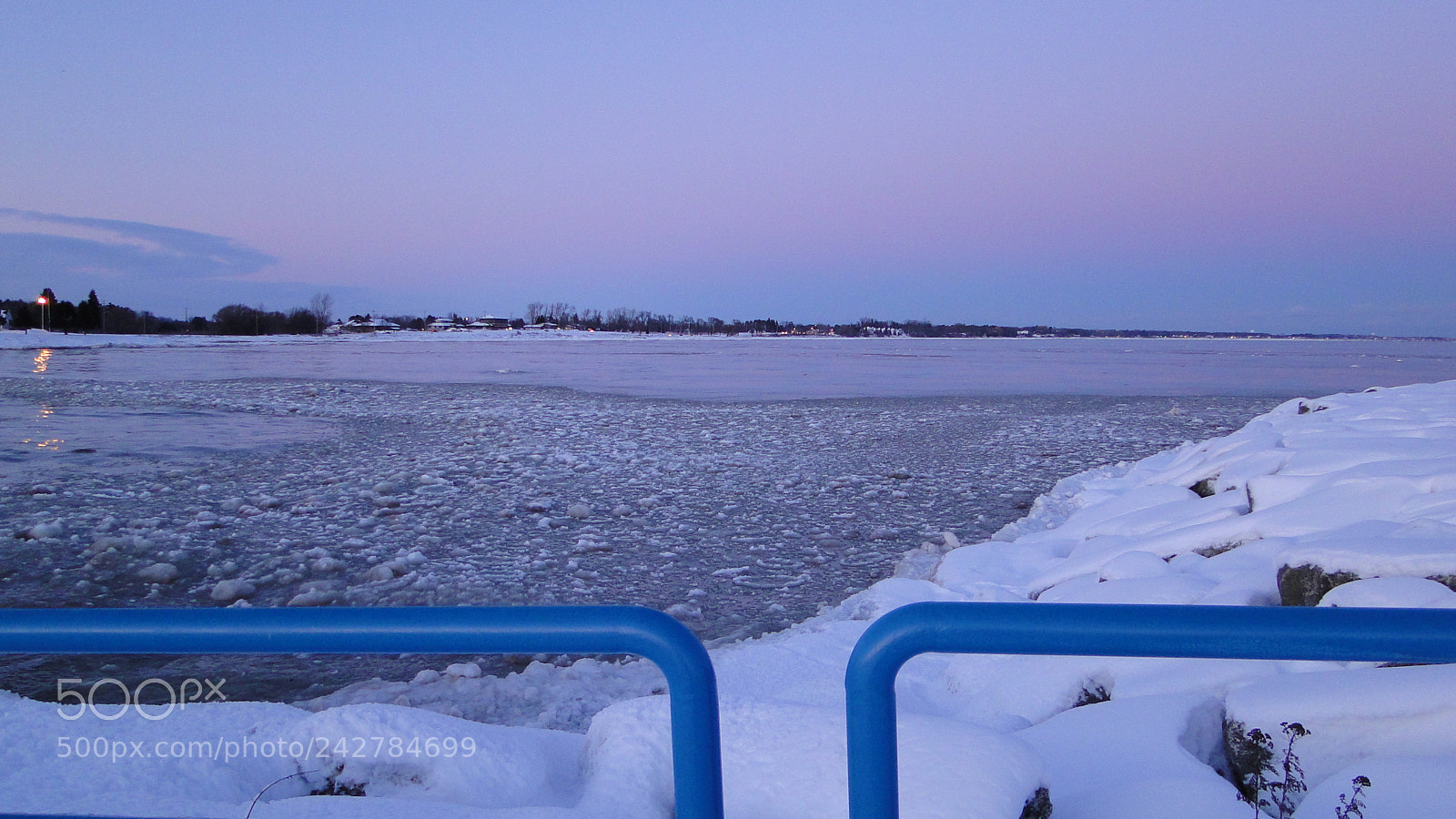 Sony Cyber-shot DSC-HX1 sample photo. Frigid icy lake michigan photography