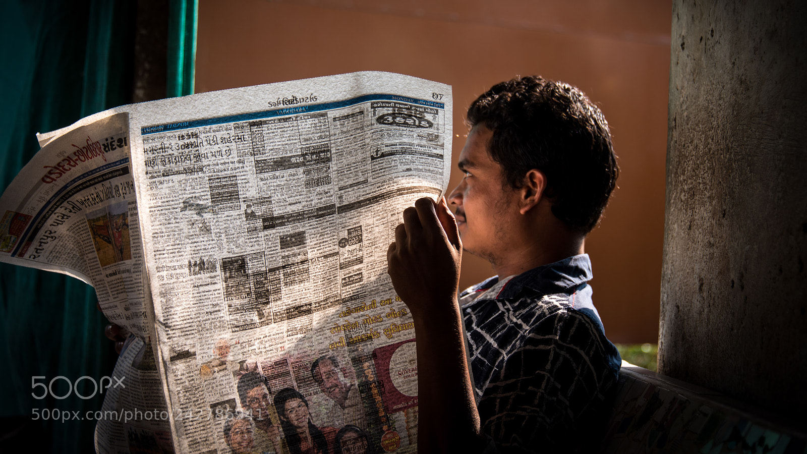 Nikon D800 sample photo. Transparent news photography