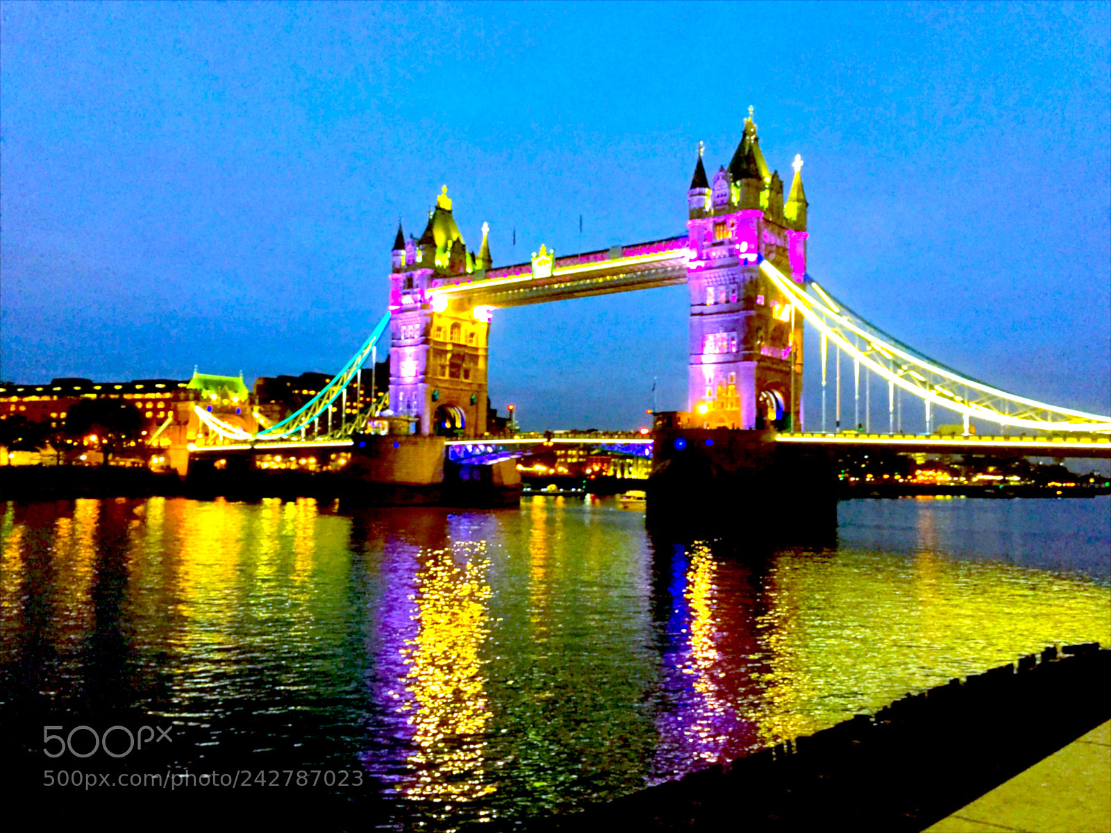 Apple iPhone 6 sample photo. Tower bridge nighttime photography
