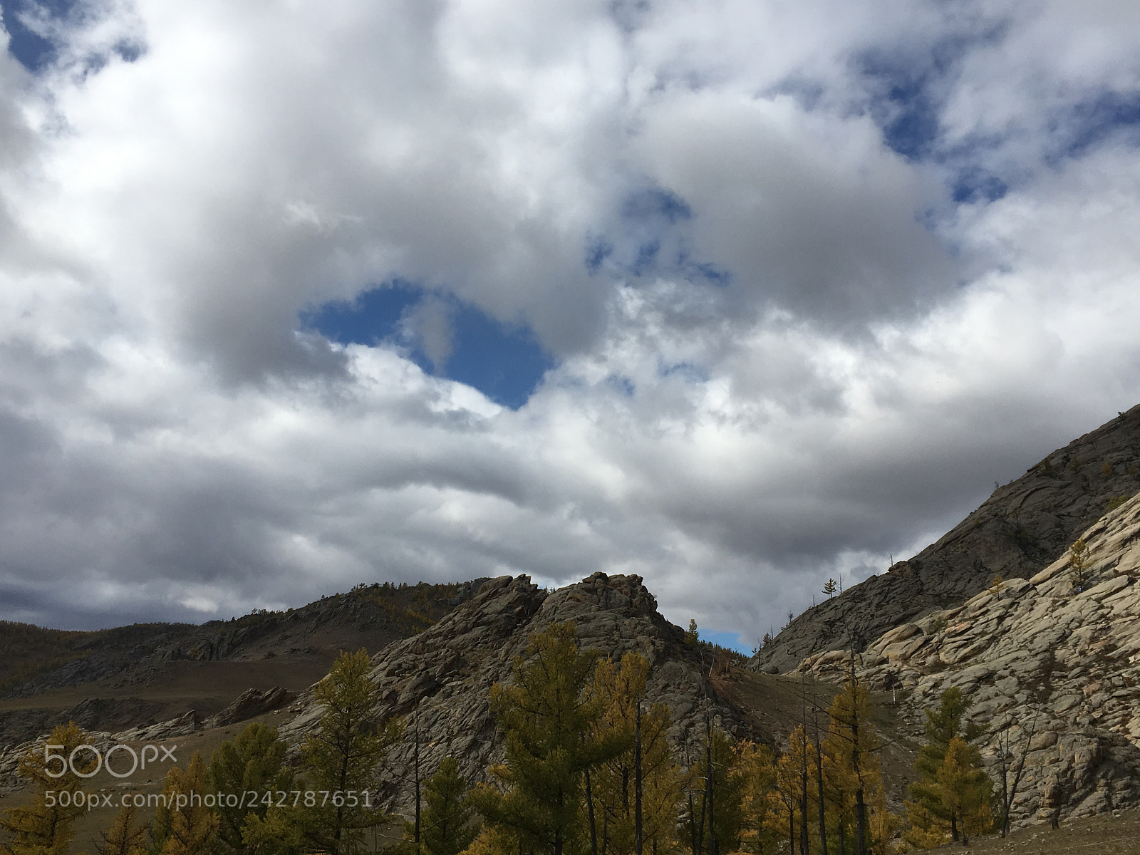 Apple iPhone 6s sample photo. #bulgan#mountain photography