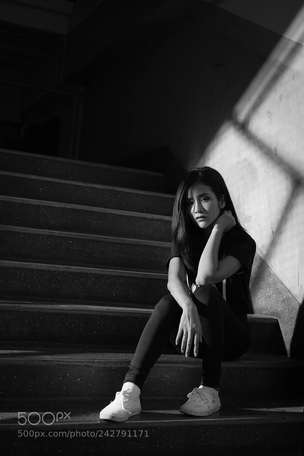 Nikon D610 sample photo. Lighting and lineage photography