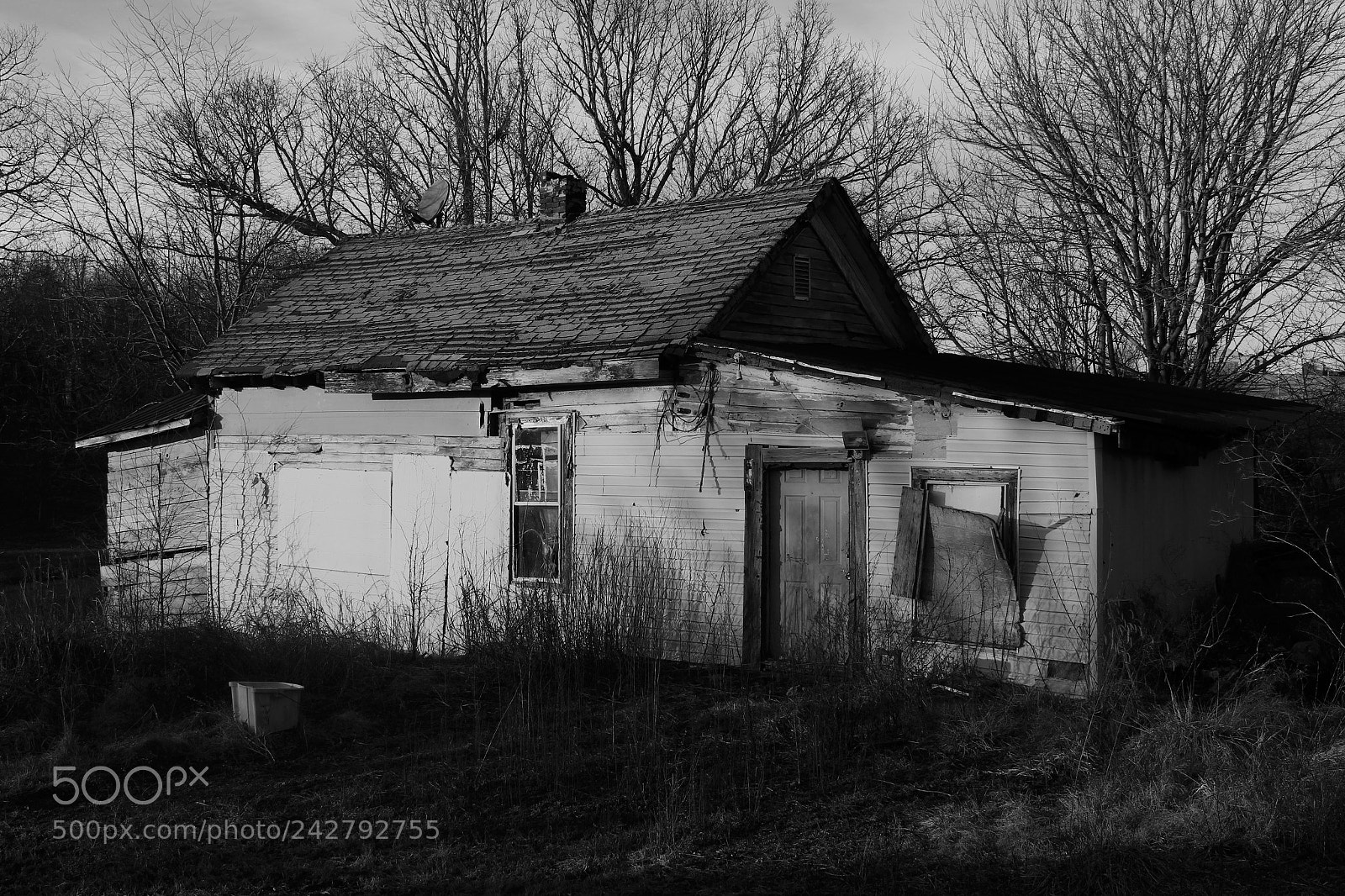 Canon EOS 700D (EOS Rebel T5i / EOS Kiss X7i) sample photo. Abandoned, seven photography