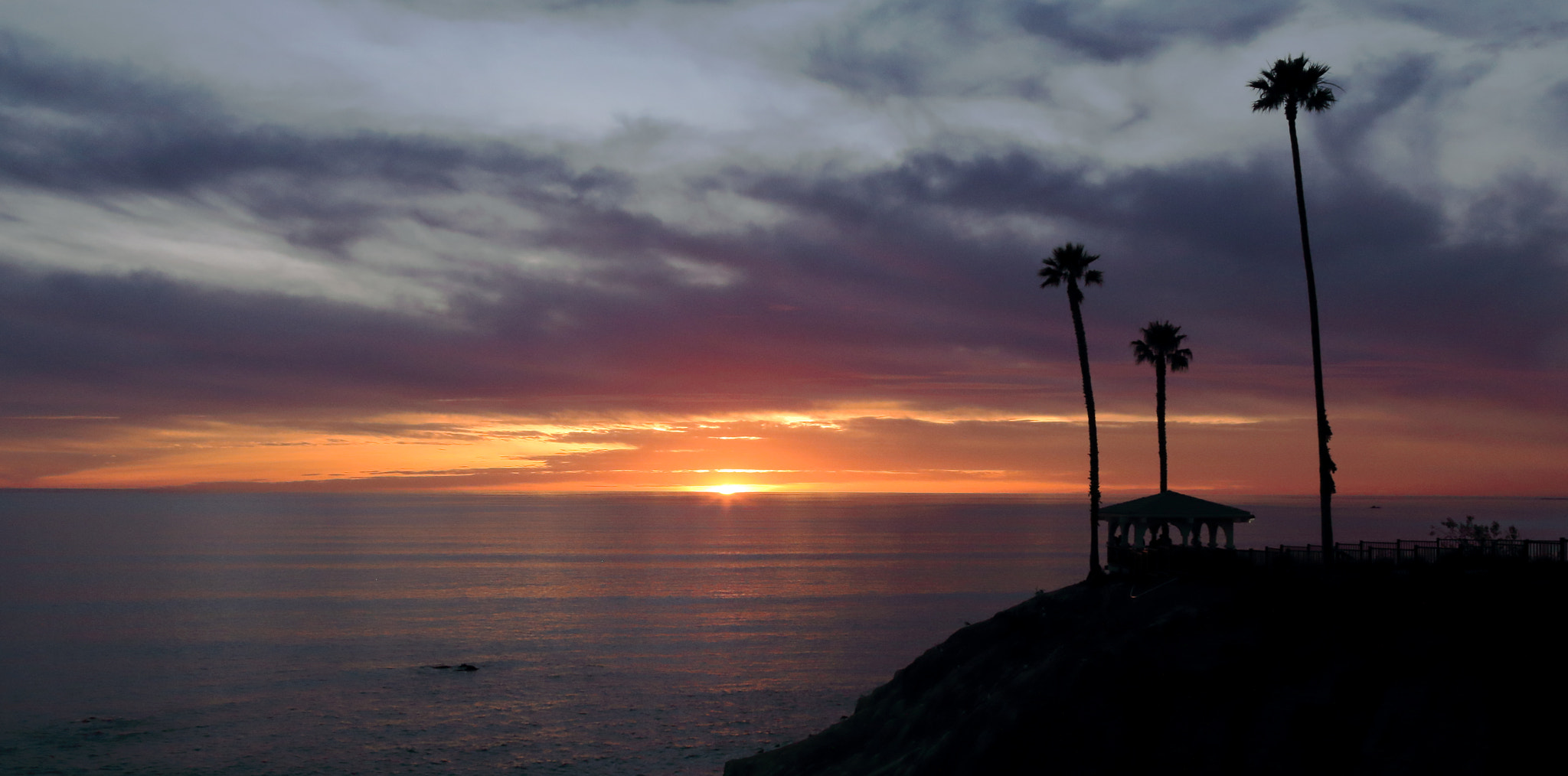 Canon EOS 650D (EOS Rebel T4i / EOS Kiss X6i) sample photo. Spectacular sunset photography