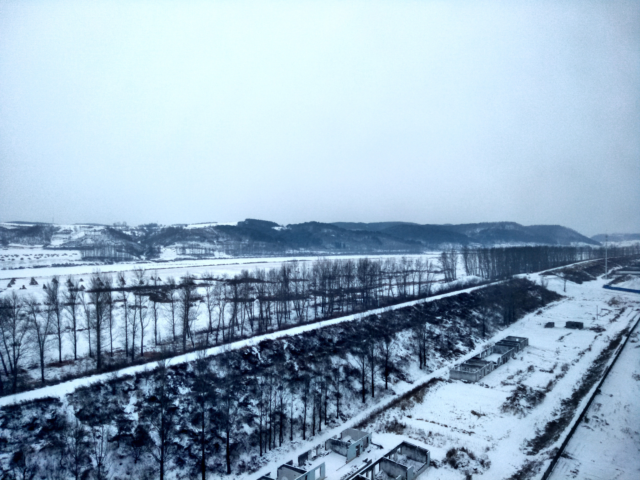 OPPO A57 sample photo. Snow path photography