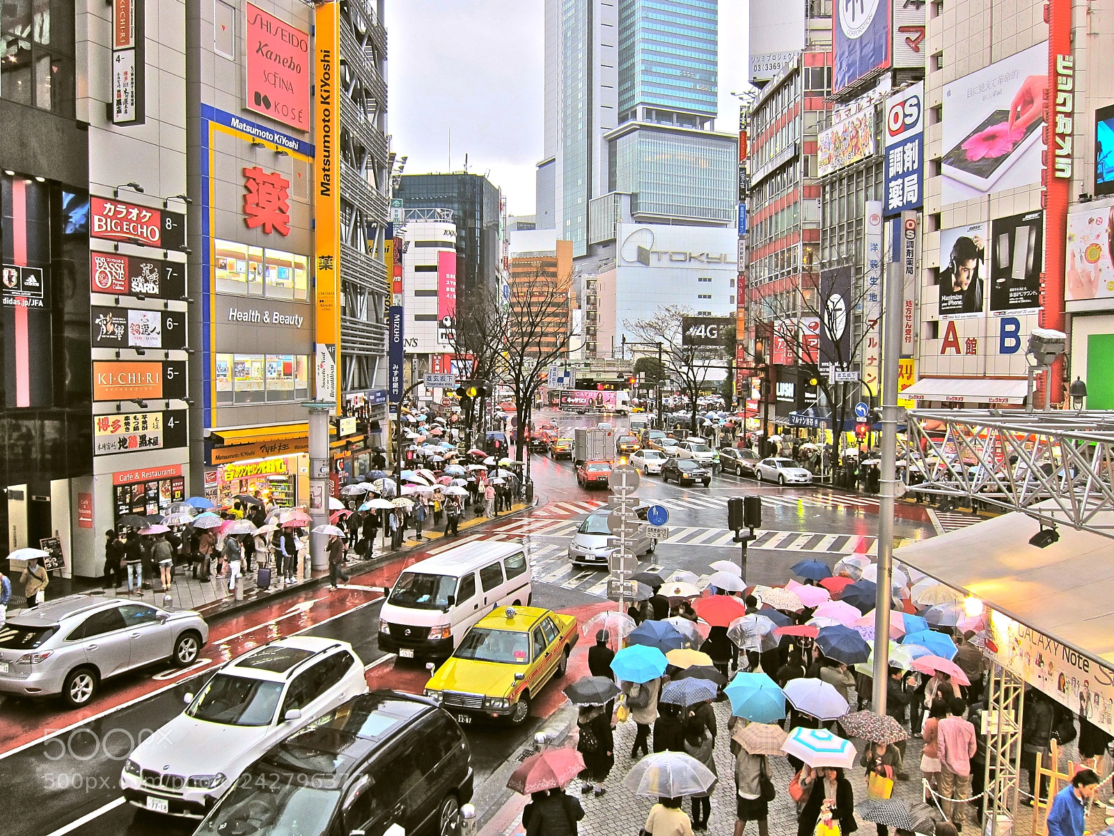 Canon PowerShot S95 sample photo. Shibuya street in the photography