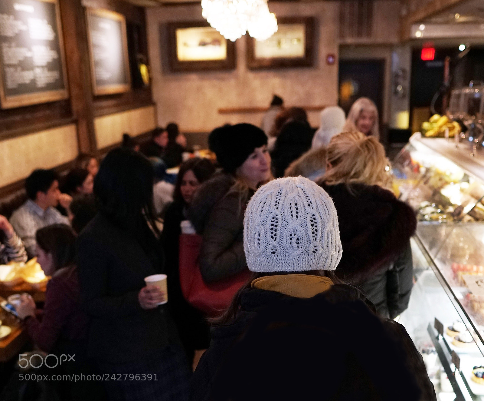 Sony a6500 sample photo. A line at a photography