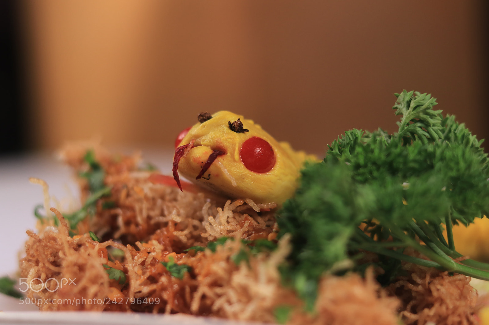 Canon EOS 80D + Canon EF 50mm F1.8 STM sample photo. Dragon chicken photography