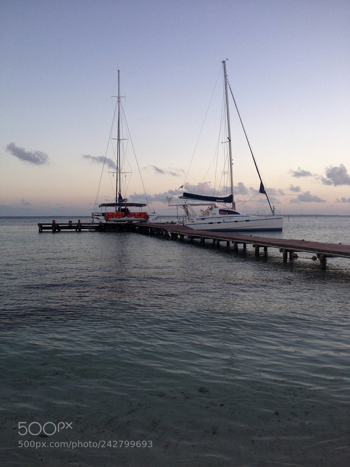 Apple iPhone 4S sample photo. Sea and sand & boat photography