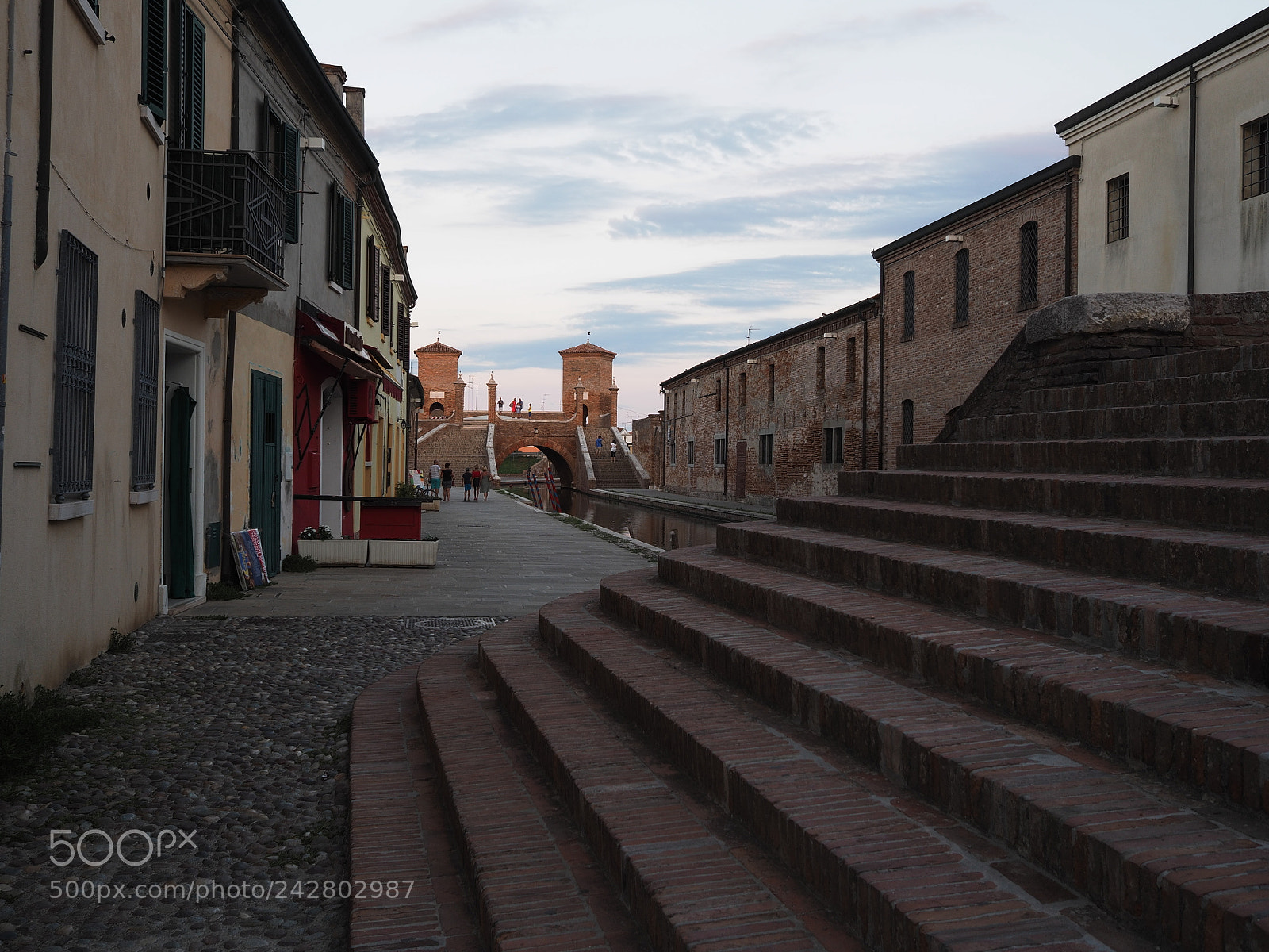 Olympus OM-D E-M5 II sample photo. Comacchio 17p8076152 20k em5ii photography