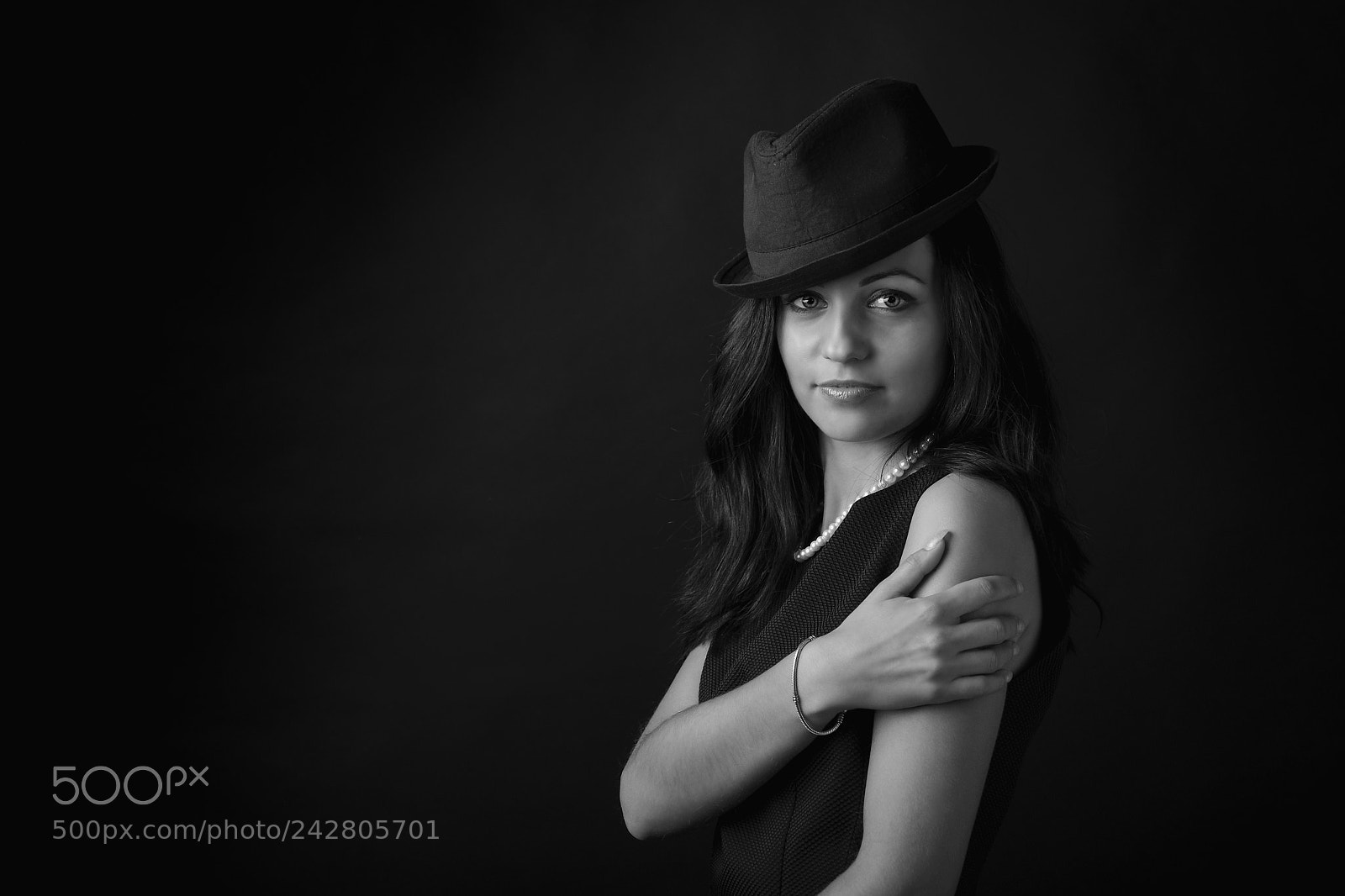 Nikon D850 sample photo. Mafia woman photography