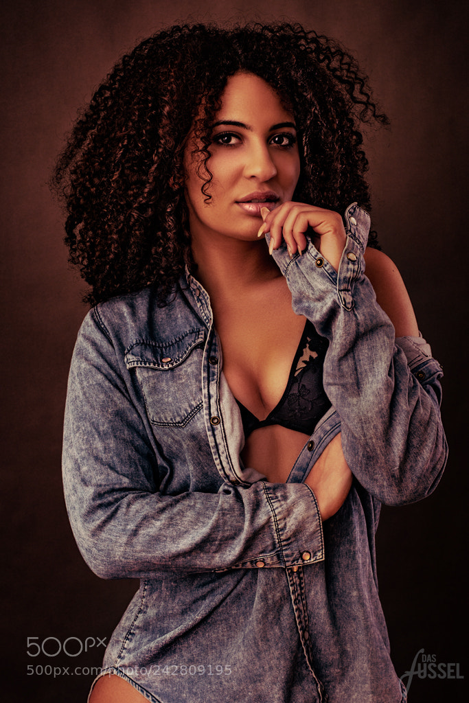Nikon D800 sample photo. Vanessa - jeans photography