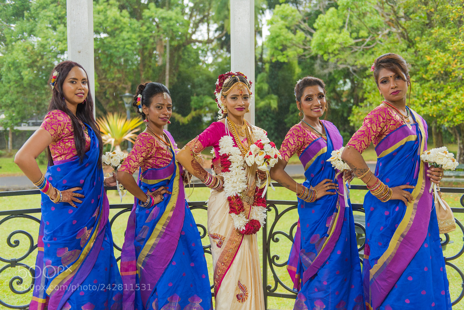 Nikon D810 sample photo. Bride and the bridesmaid photography