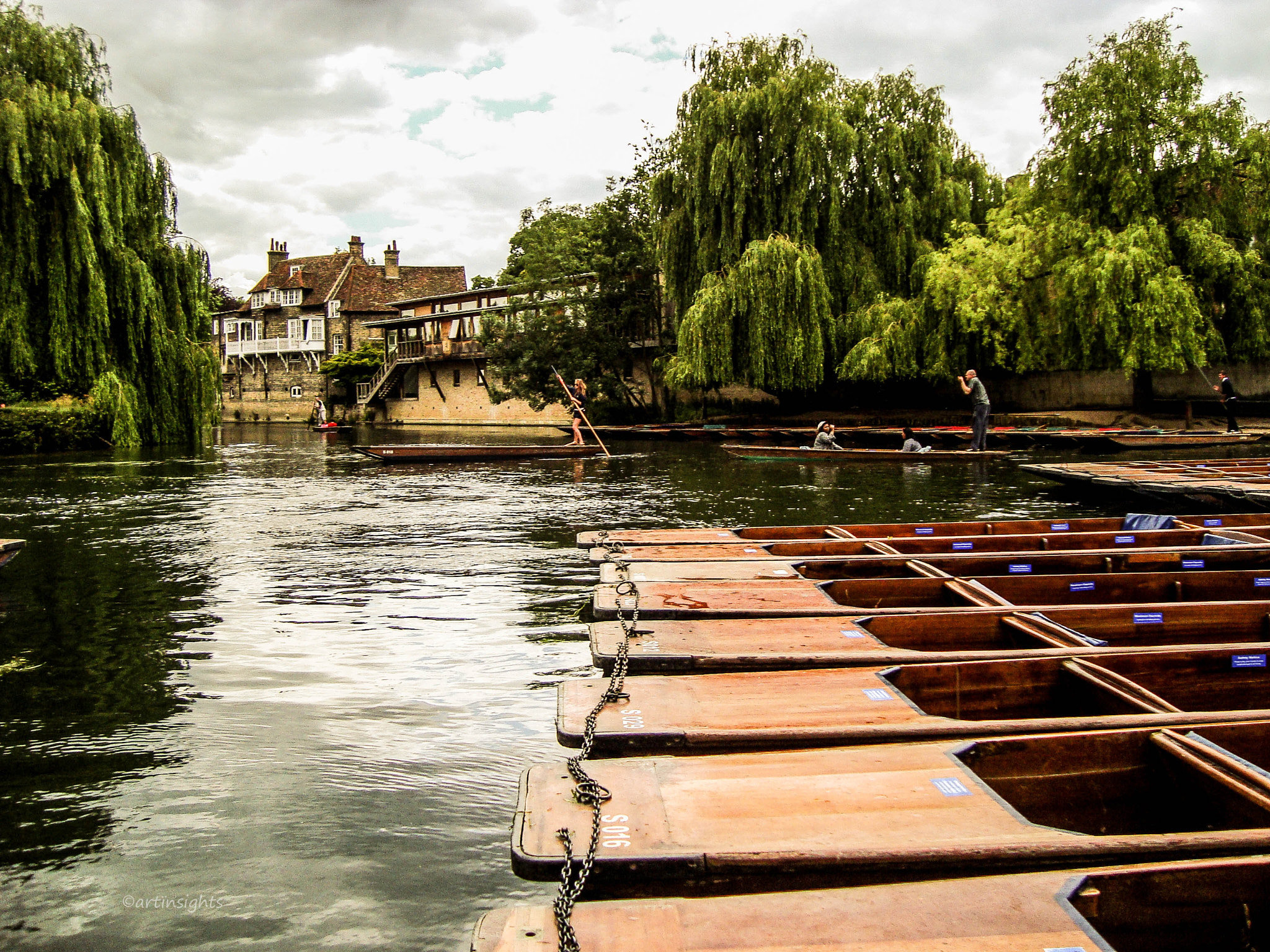 Sony Cyber-shot DSC-W120 sample photo. Punting in cambridge photography