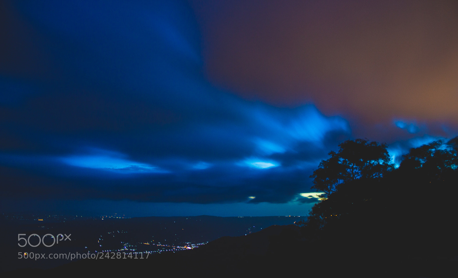Canon EOS 650D (EOS Rebel T4i / EOS Kiss X6i) sample photo. Blue dusk photography