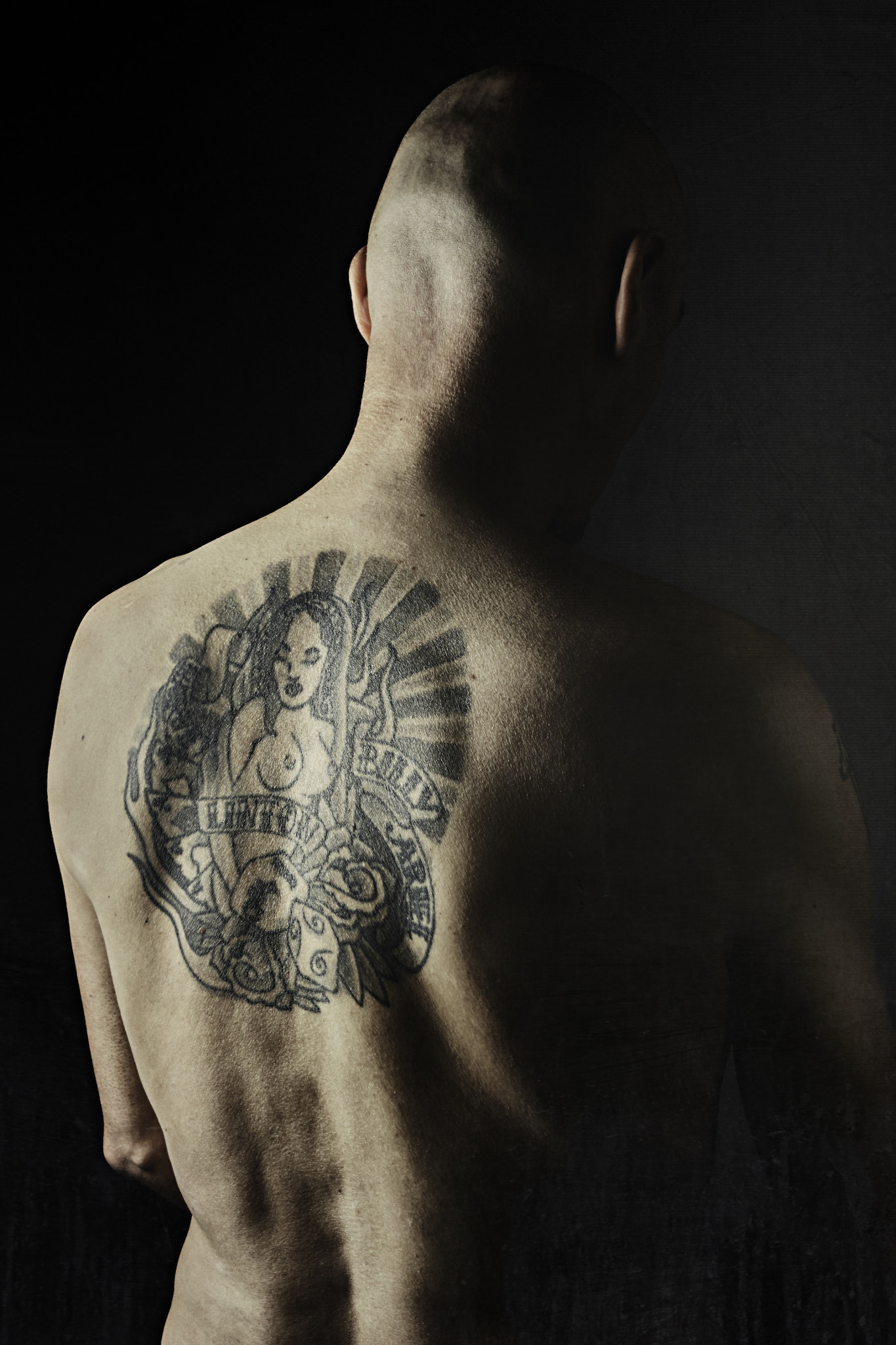Sigma 18-35mm F1.8 DC HSM Art sample photo. Maurice tattoo photography