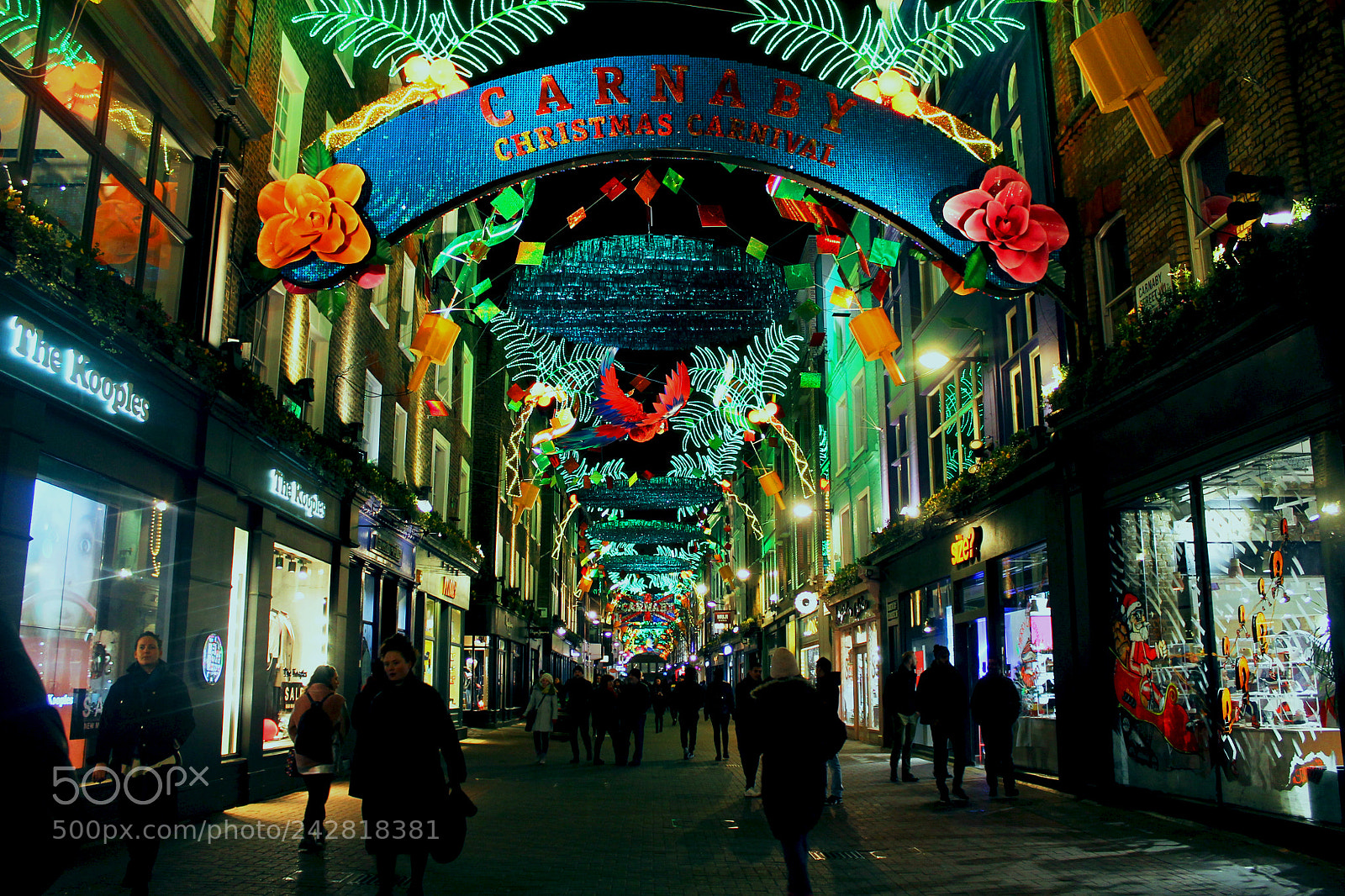 Canon EOS 1100D (EOS Rebel T3 / EOS Kiss X50) sample photo. The carnaby street . photography