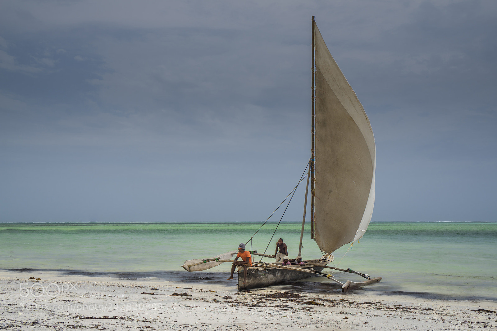 Sony a7R sample photo. Dhow at the beach photography