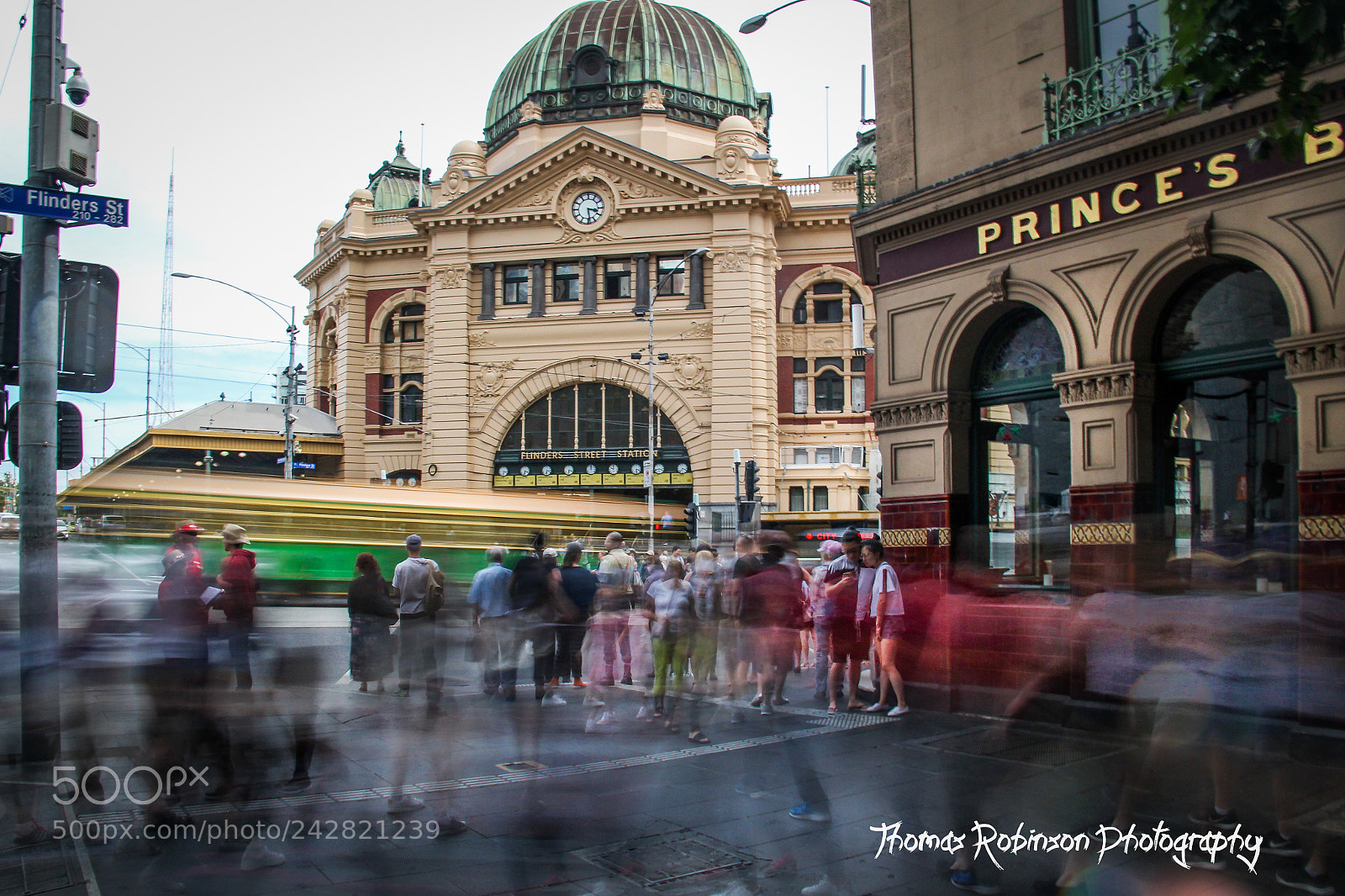 Canon EOS 1300D (EOS Rebel T6 / EOS Kiss X80) sample photo. Melbourne victoria, day time photography