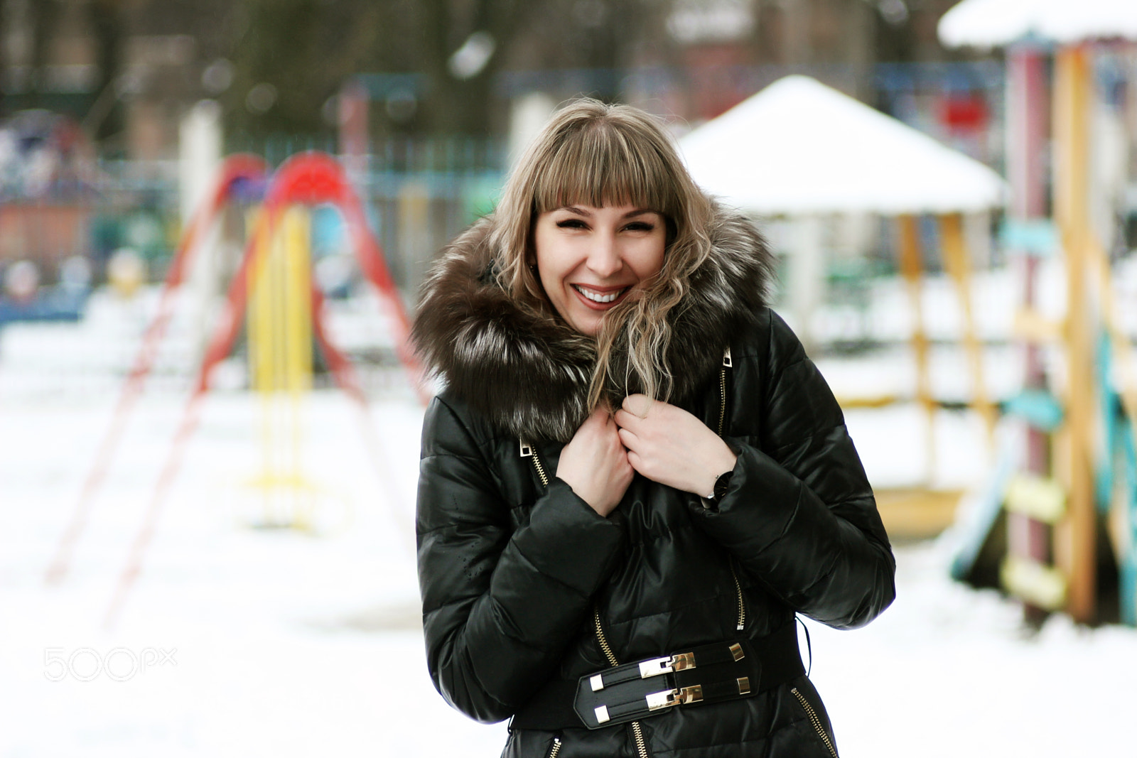 Canon EOS 550D (EOS Rebel T2i / EOS Kiss X4) sample photo. Winter girl photography