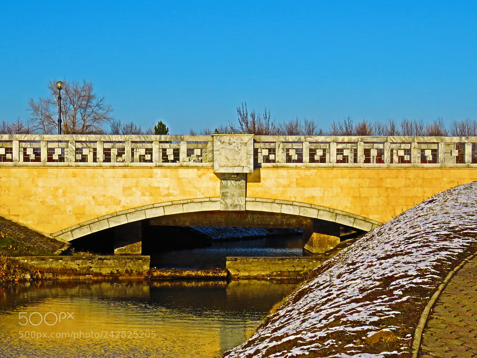 Canon PowerShot SX60 HS sample photo. Yellow bridge photography