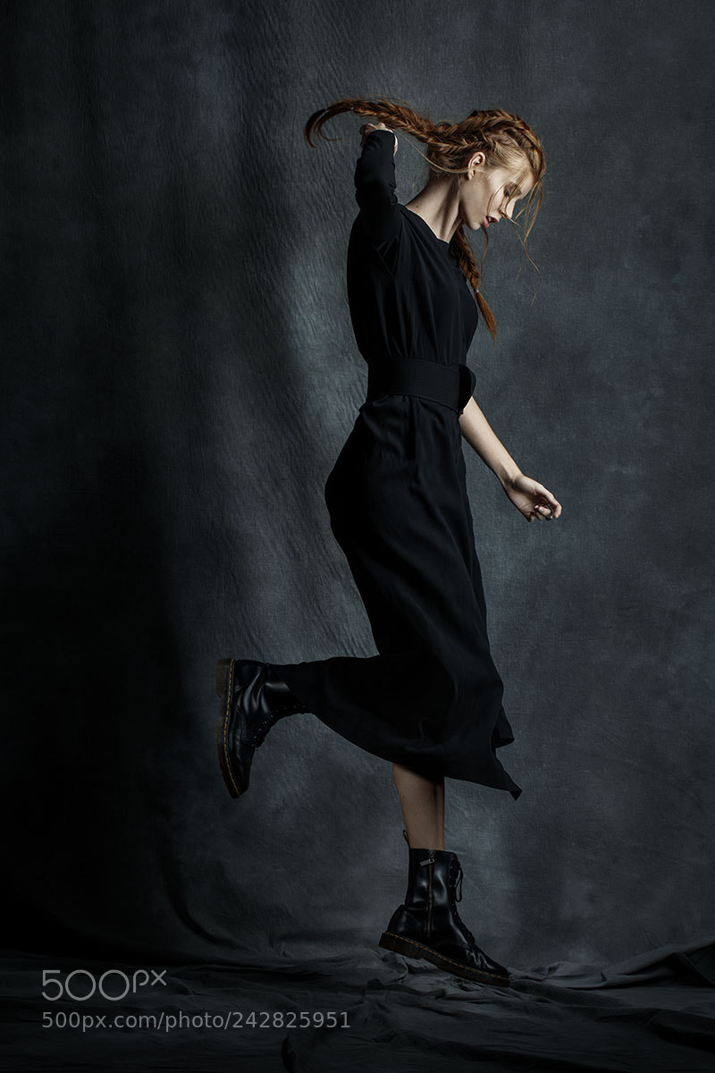 Canon EOS 5DS R sample photo. Classic fashion photography