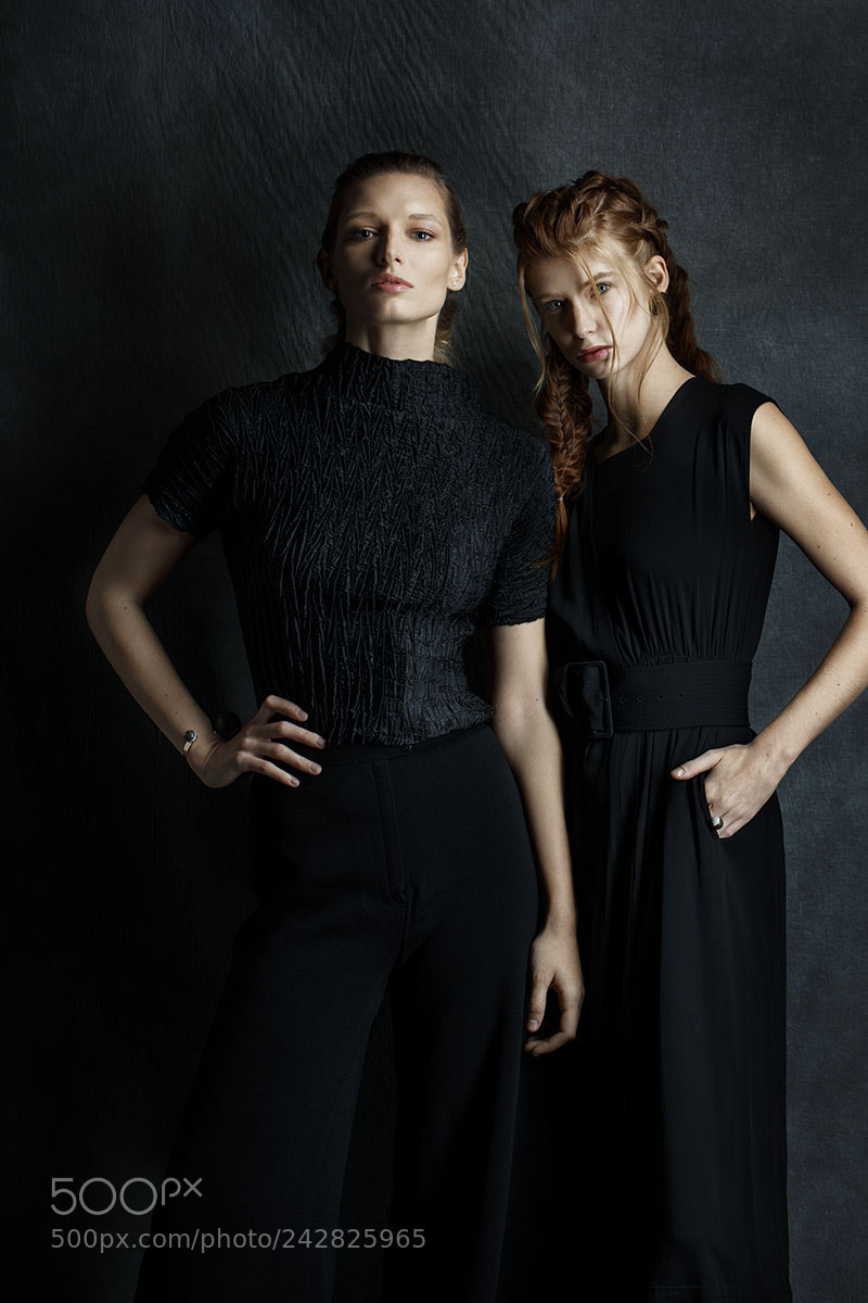 Canon EOS 5DS R sample photo. Classic fashion photography