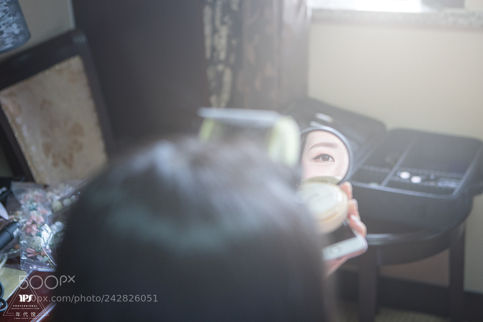 Canon EOS-1D X sample photo. 窥 photography