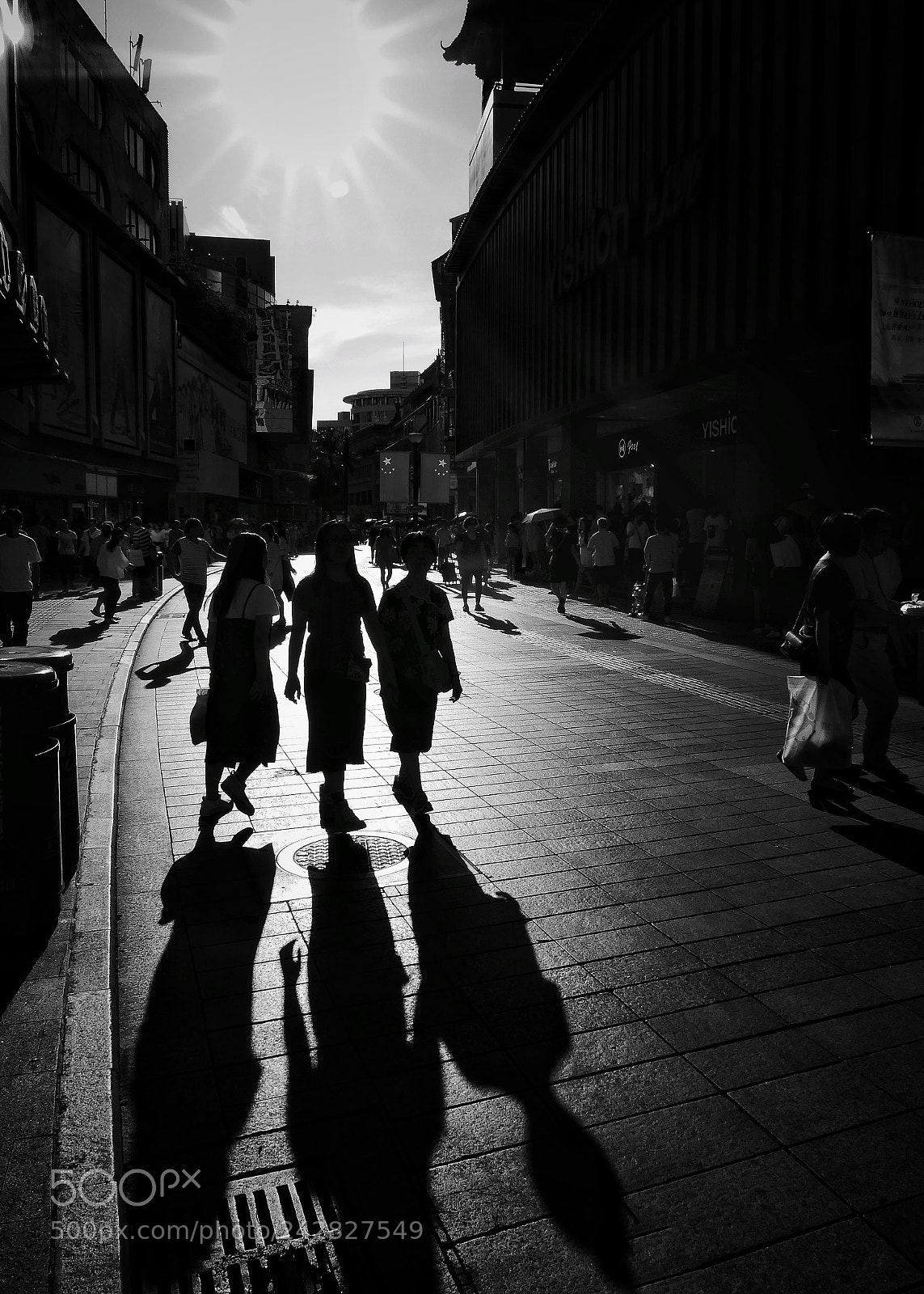 Panasonic Lumix DMC-LX10 (Lumix DMC-LX15) sample photo. Street photography