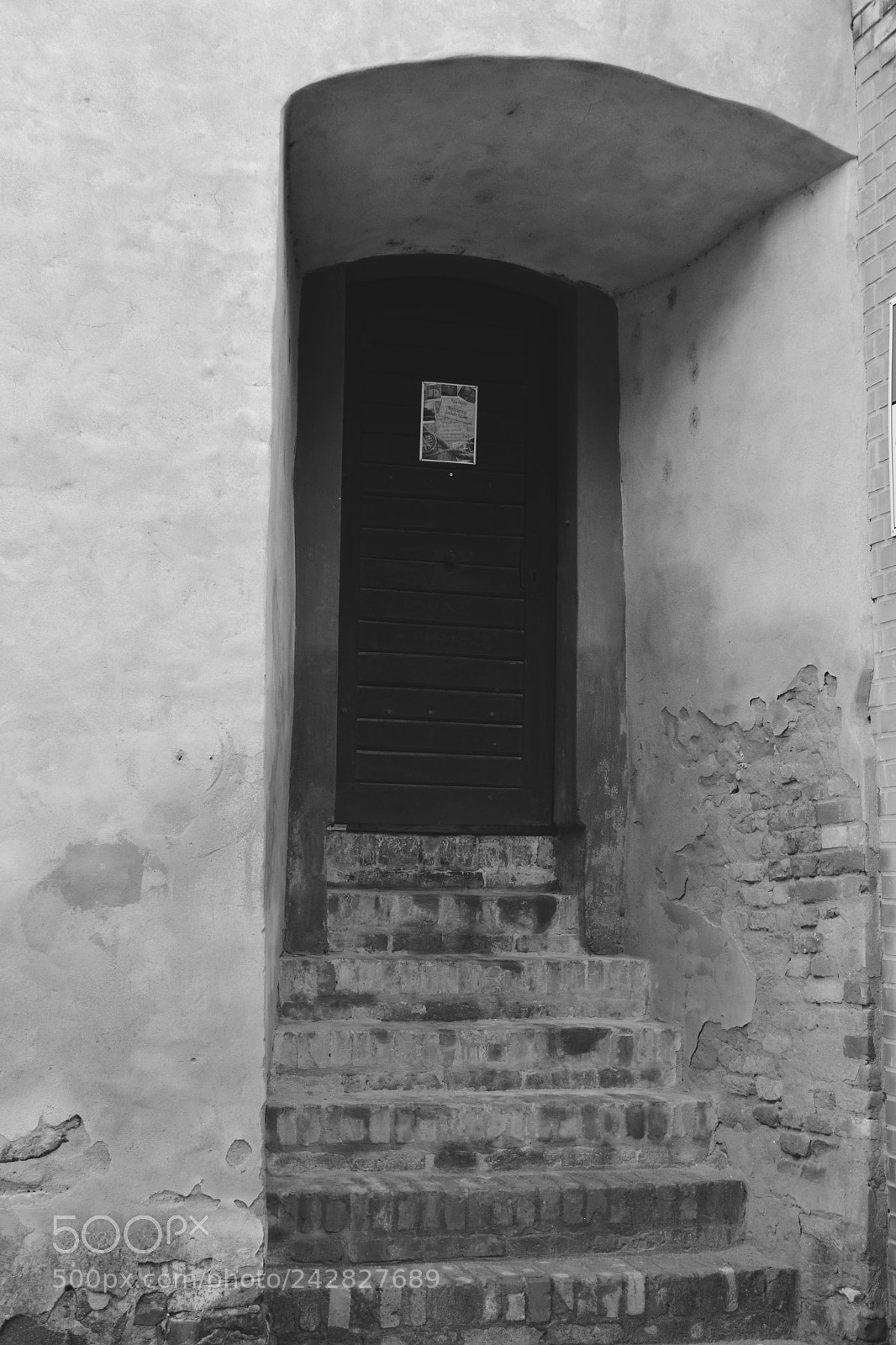 Nikon D3100 sample photo. Tower entrance photography