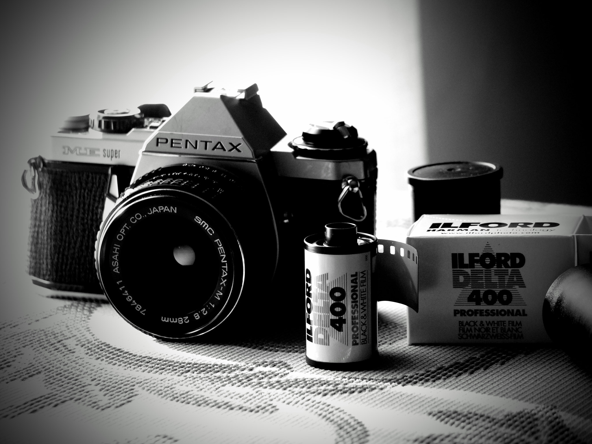 Pentax 06 Telephoto 15-45mm sample photo. Despertar analógico.. photography