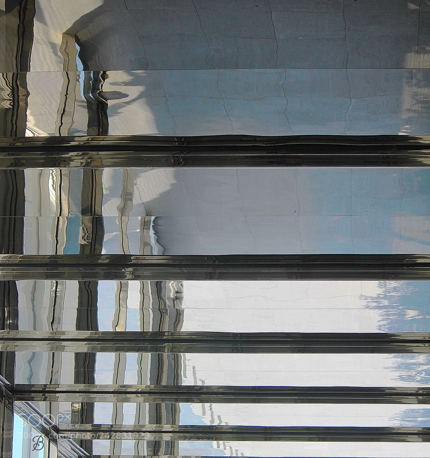 Canon EOS 550D (EOS Rebel T2i / EOS Kiss X4) sample photo. Self refletion sometimes needed photography
