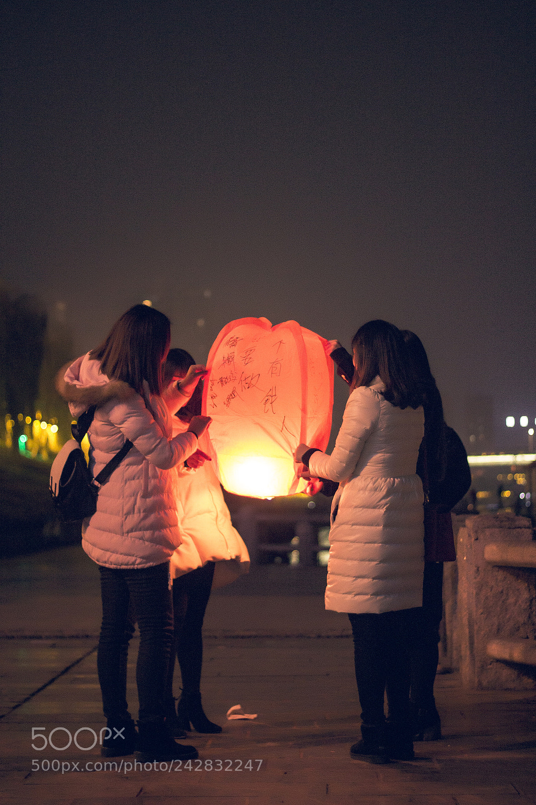 Canon EOS 60D sample photo. Street photo a feast photography