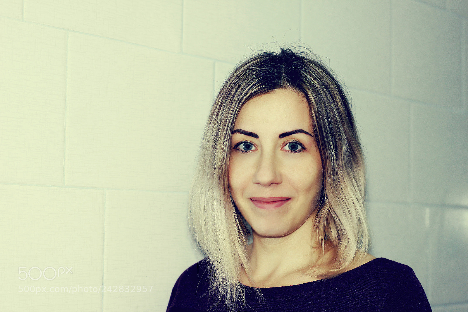 Canon EOS 550D (EOS Rebel T2i / EOS Kiss X4) sample photo. Blue eyes, blue nice... photography