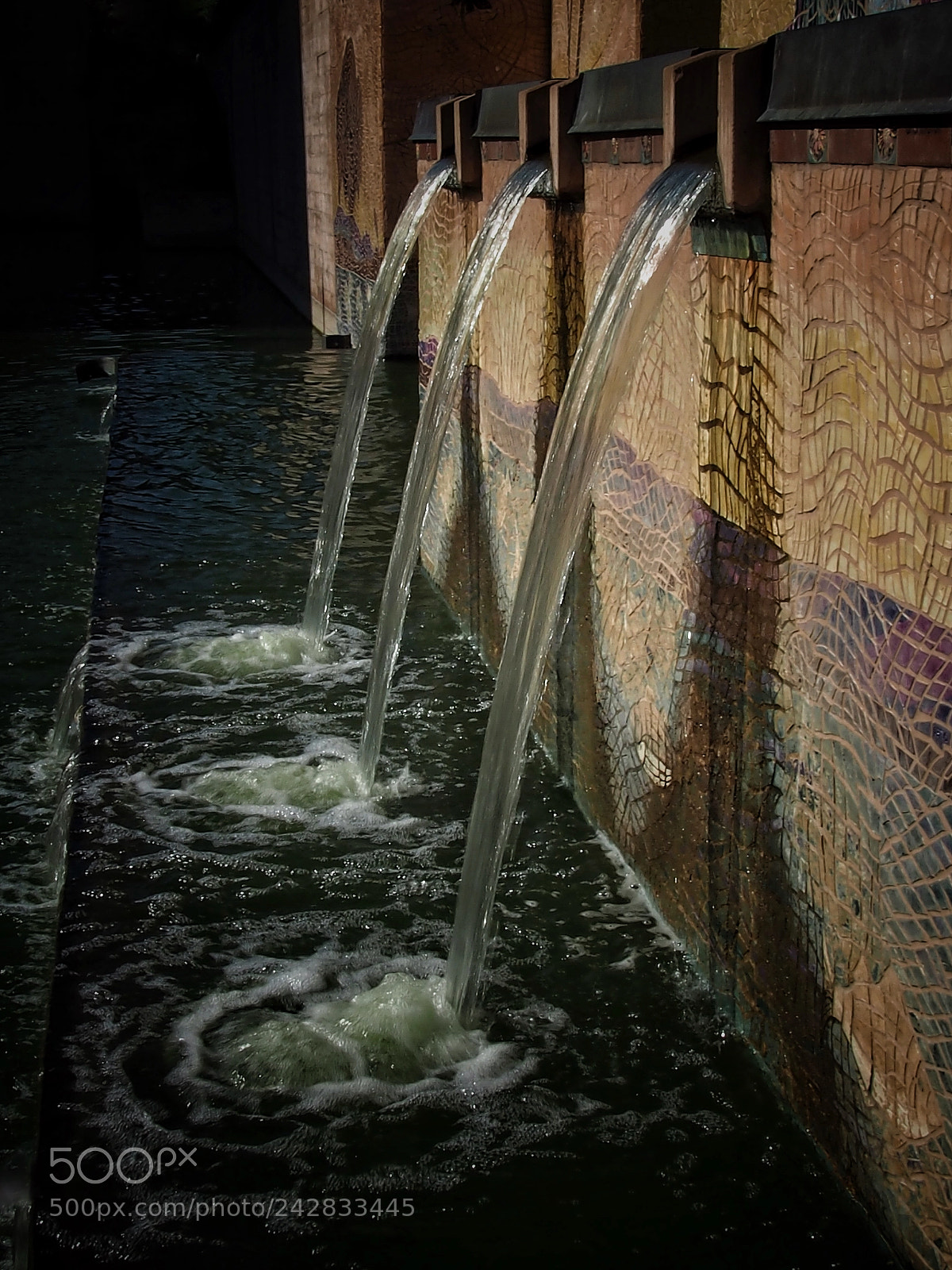 Olympus PEN E-P5 sample photo. Bricktown canal fountain photography
