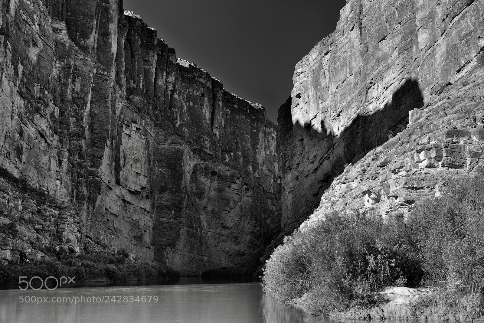 Nikon D800E sample photo. Towering cliff walls of photography