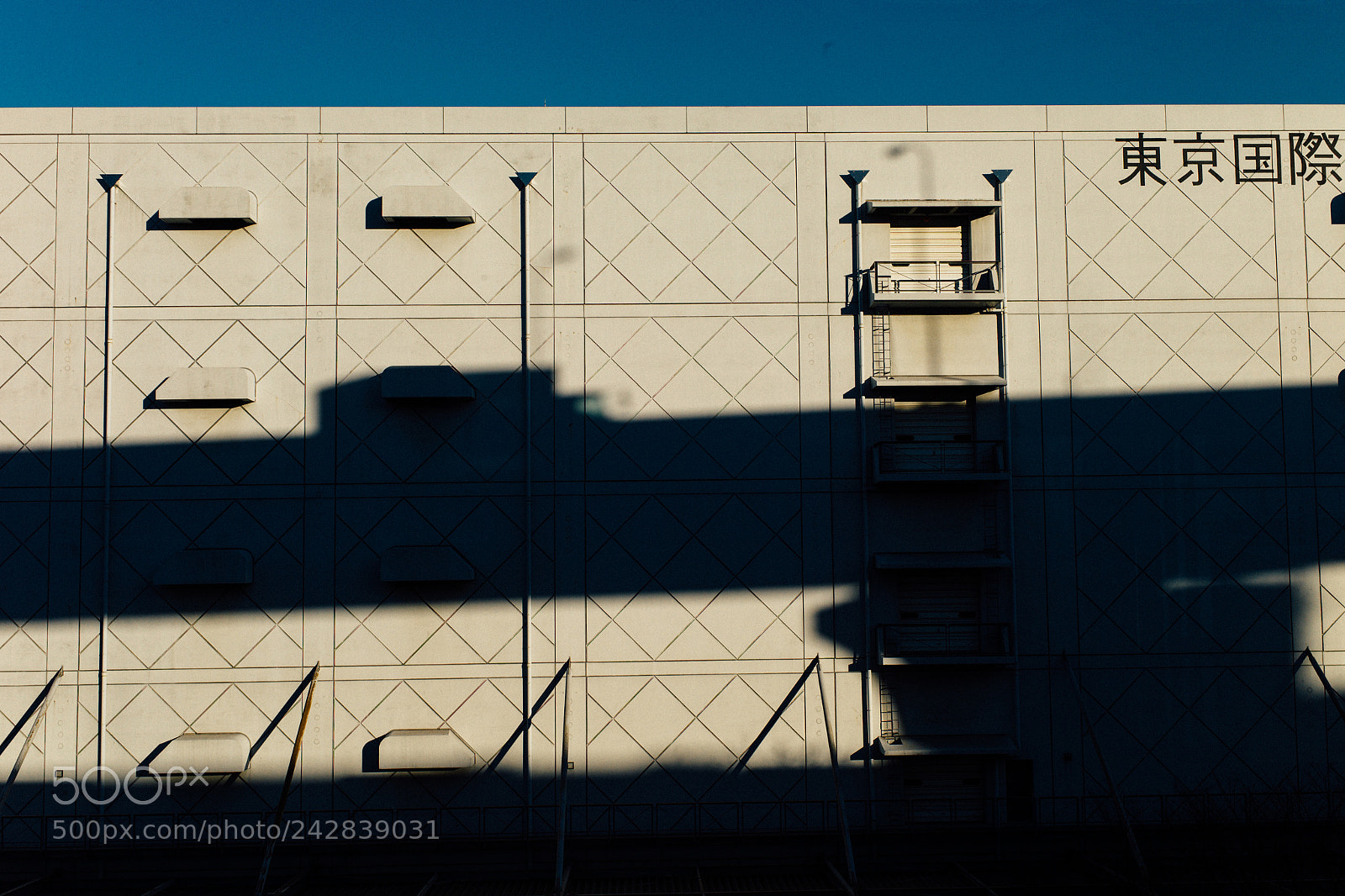 Leica M9 sample photo. Shuto express way photography