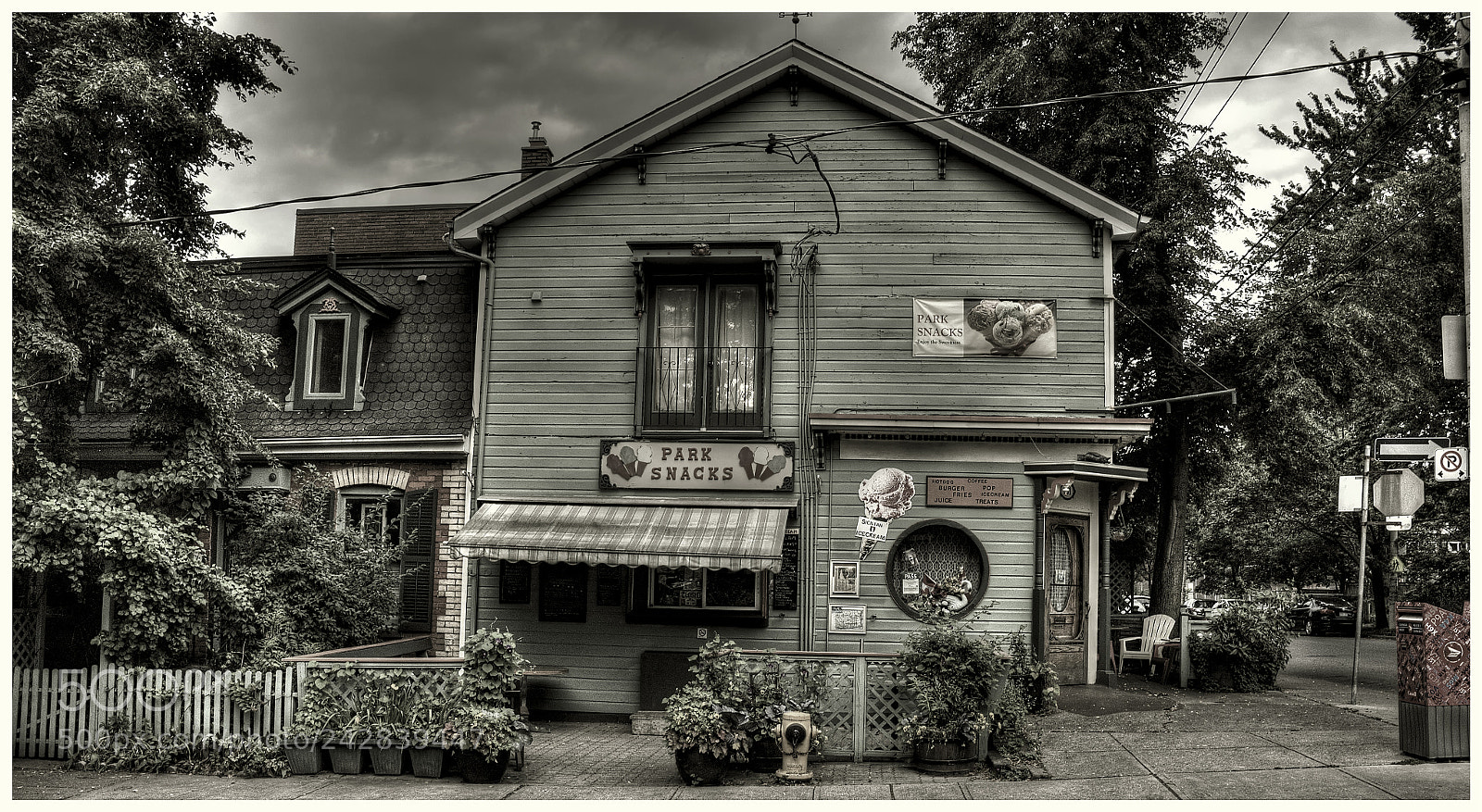 Fujifilm X100S sample photo. The candy emporium photography