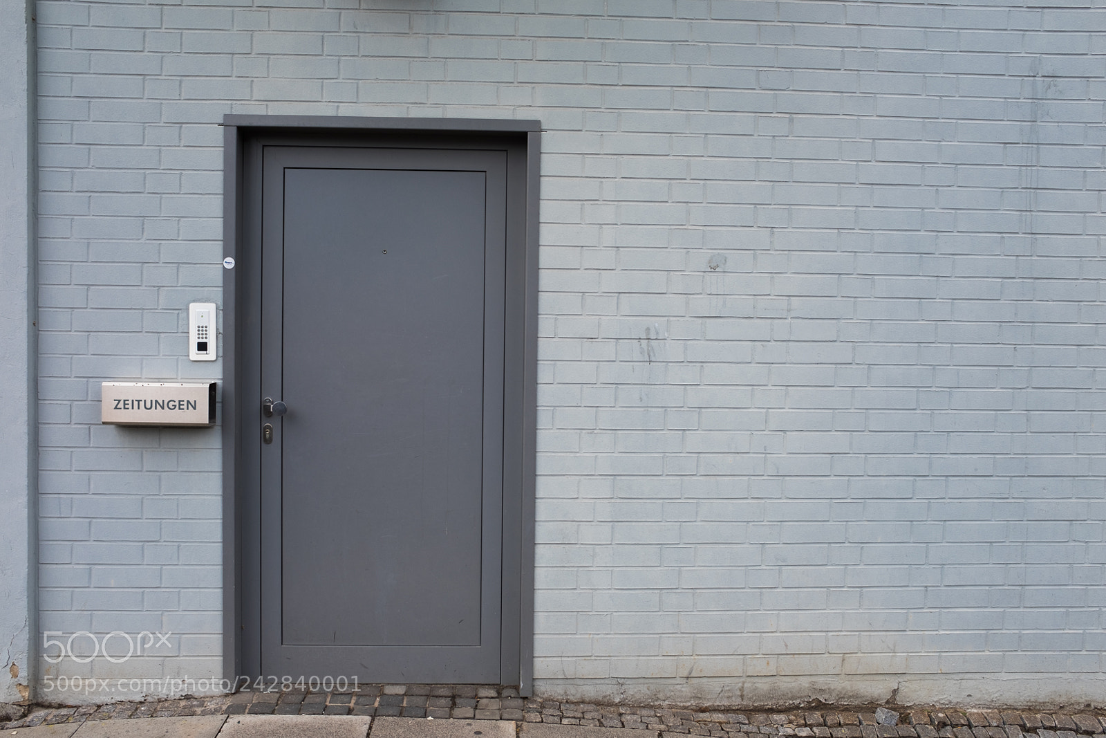 Fujifilm X100F sample photo. Pale city photography