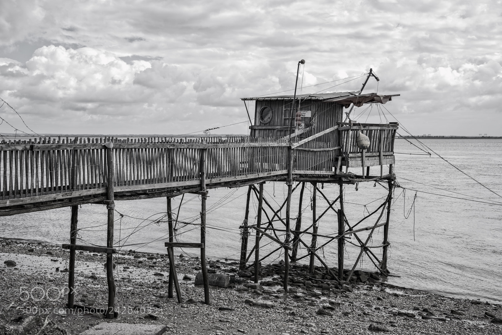 Nikon D600 sample photo. Old wooden fisher cabin photography