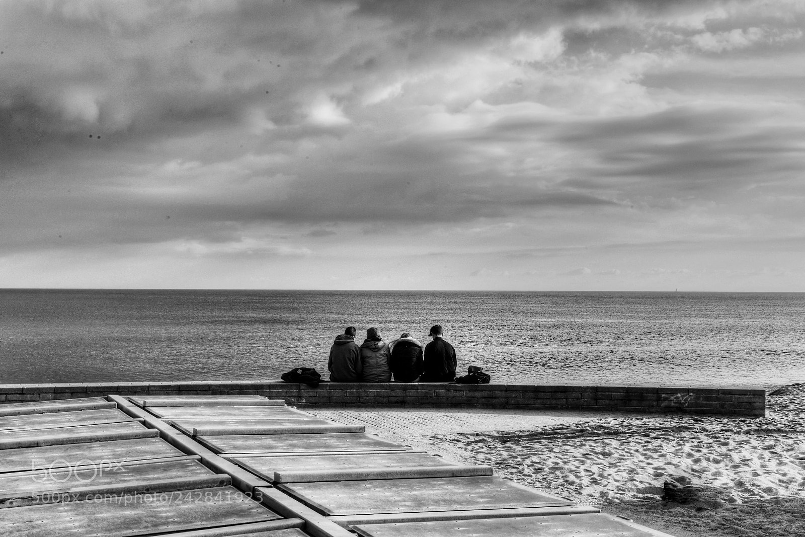 Canon EOS 6D + Canon EF 17-40mm F4L USM sample photo. By the sea photography