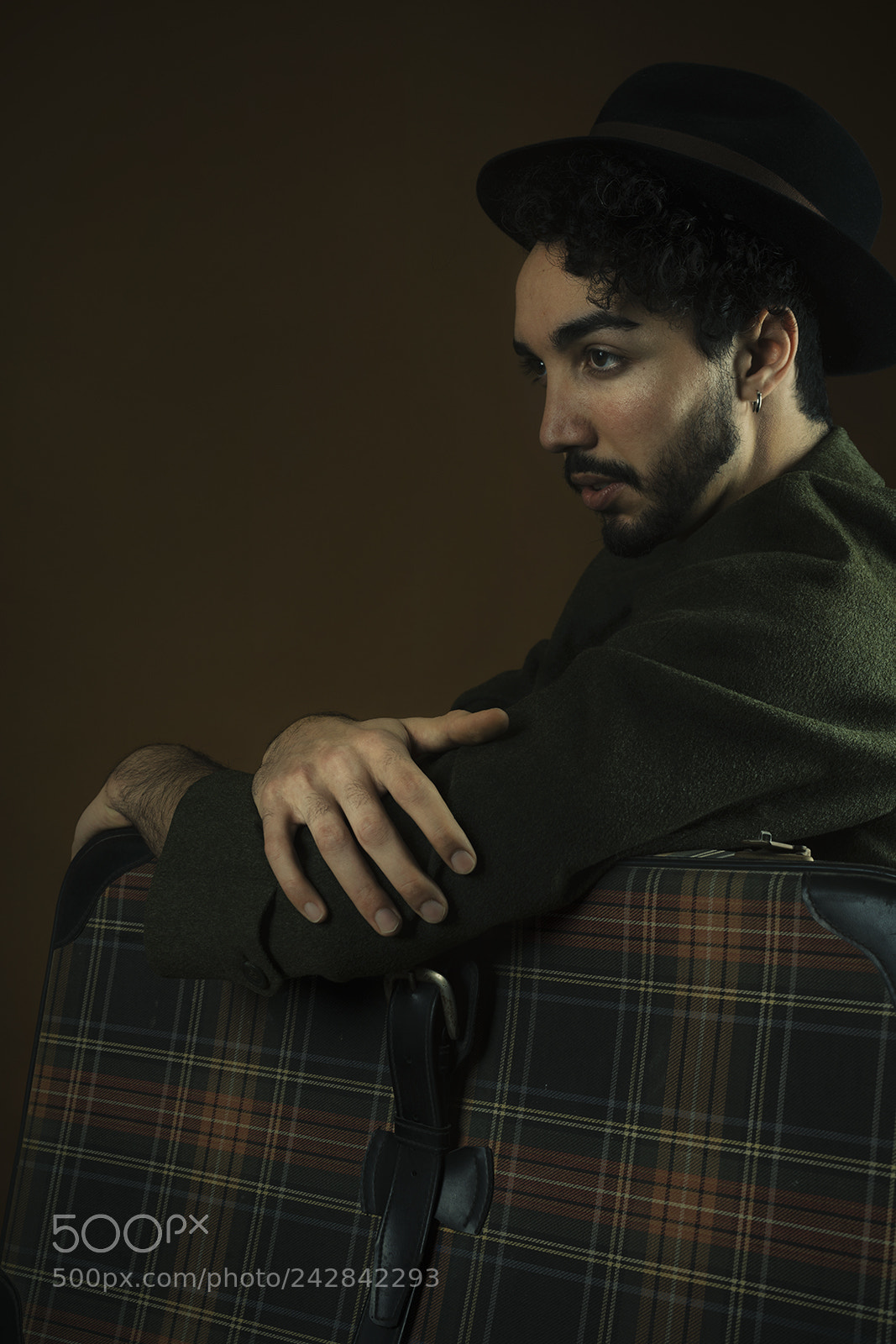 Sony a7R III sample photo. Man with the suitcase photography