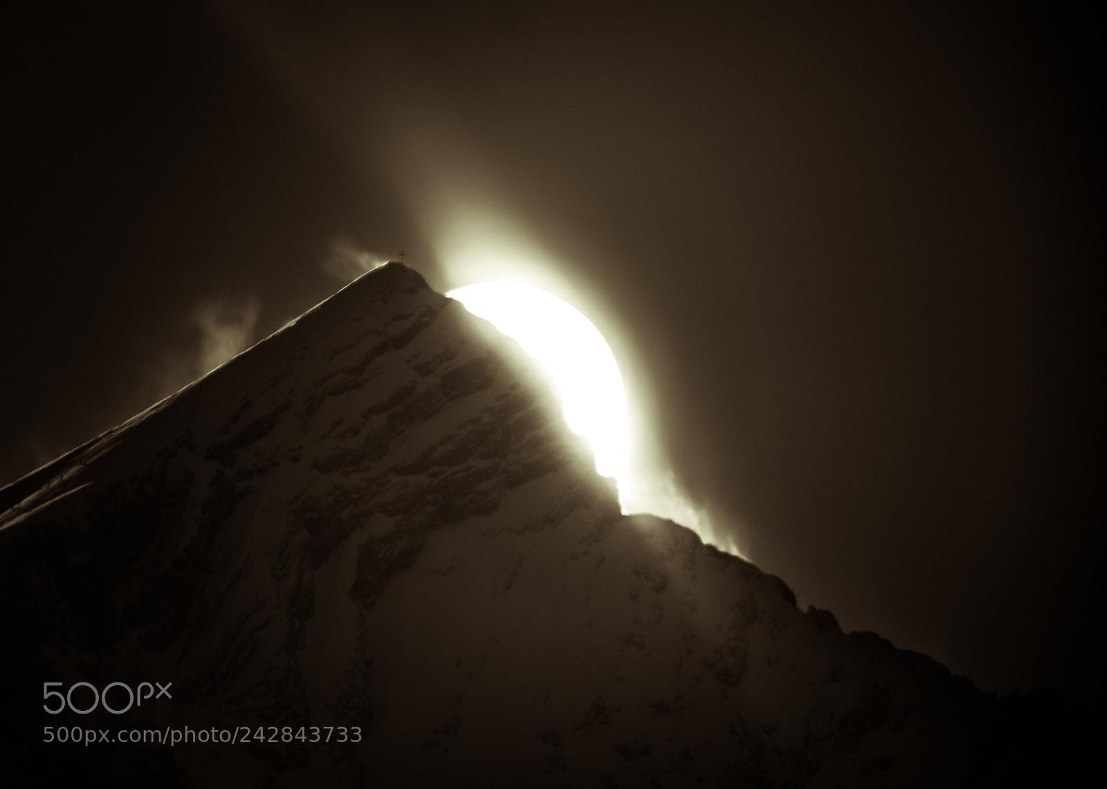 Pentax K-1 sample photo. Light behind a moutain photography