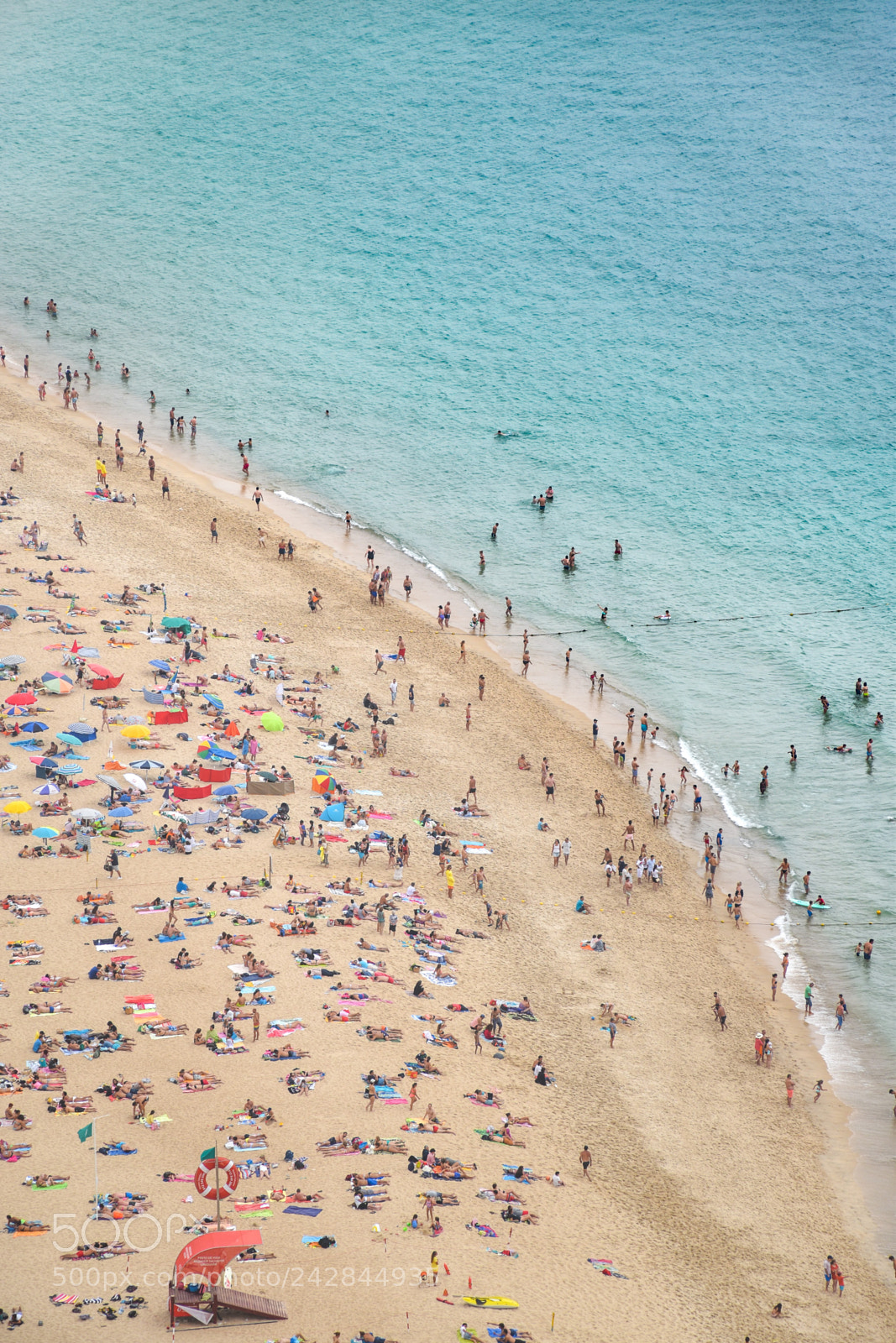 Nikon D5500 sample photo. Crowded beach photography