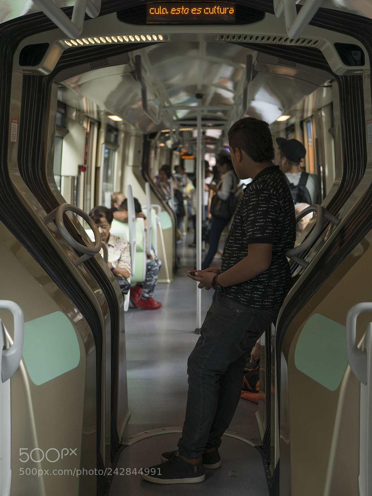 Panasonic Lumix DMC-GX7 sample photo. Tranvia int photography