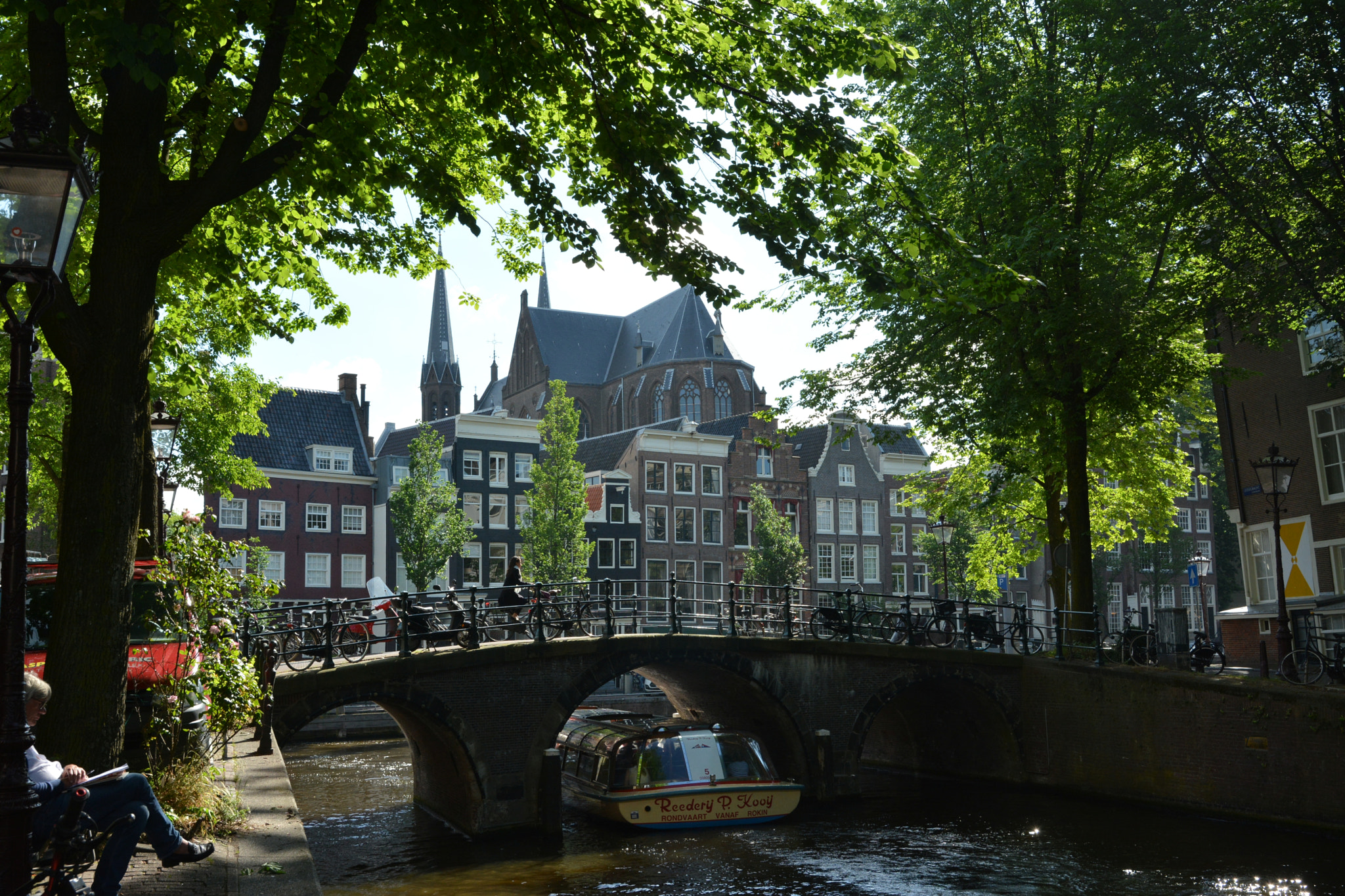 Nikon D7100 sample photo. Amsterdam bridges and boats photography