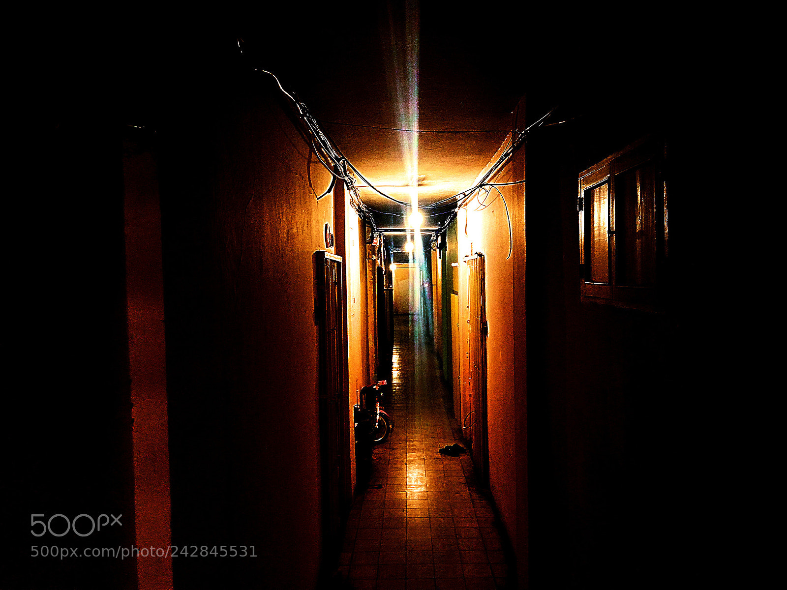 HUAWEI nova 2i sample photo. Late light corridor photography
