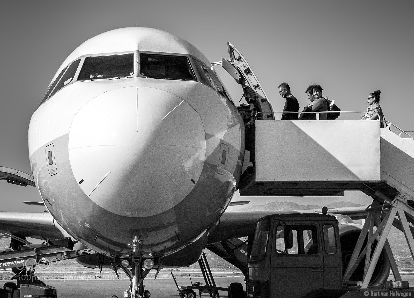 Nikon D70 sample photo. Boarding photography