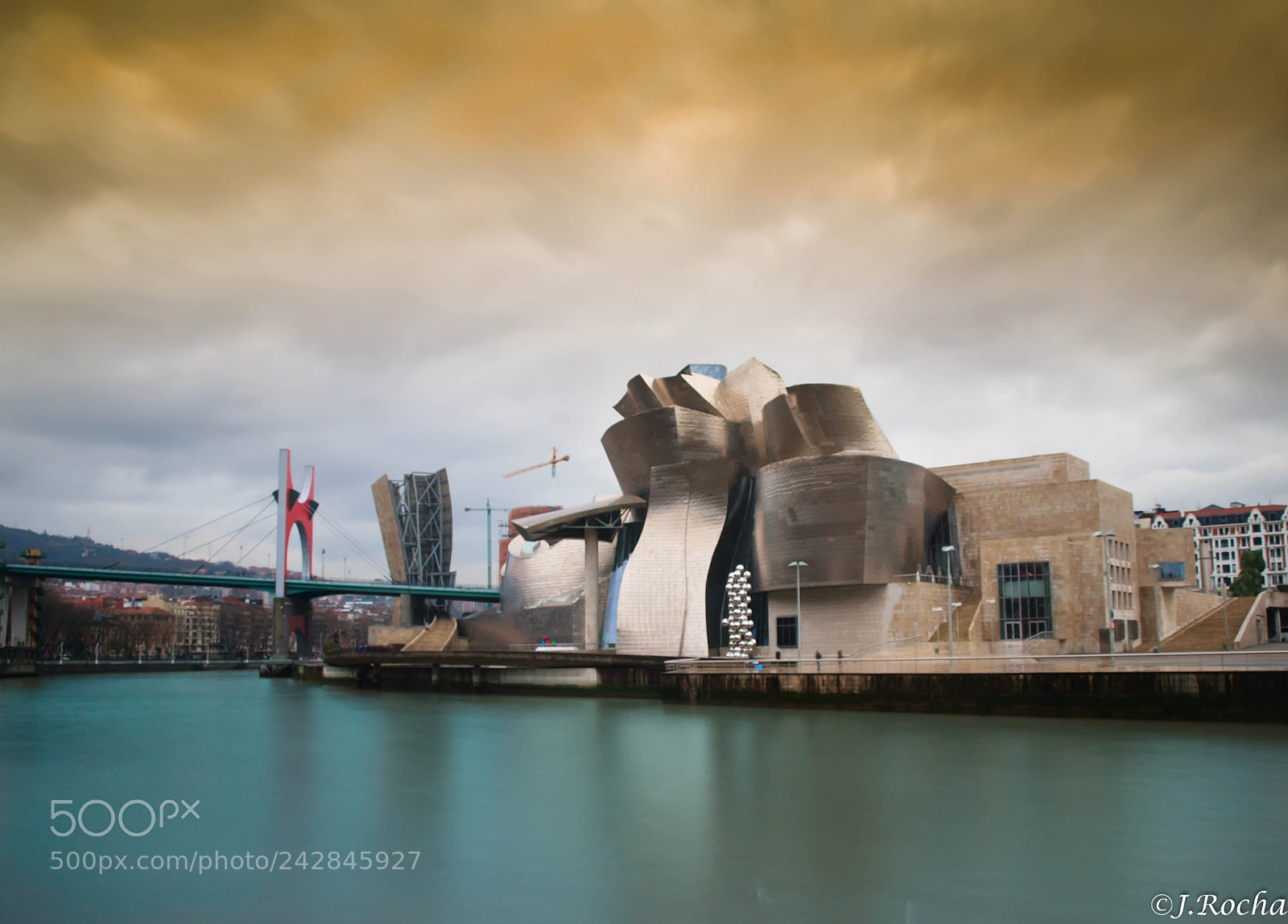 Olympus E-520 (EVOLT E-520) sample photo. Guggenheim bilbao photography
